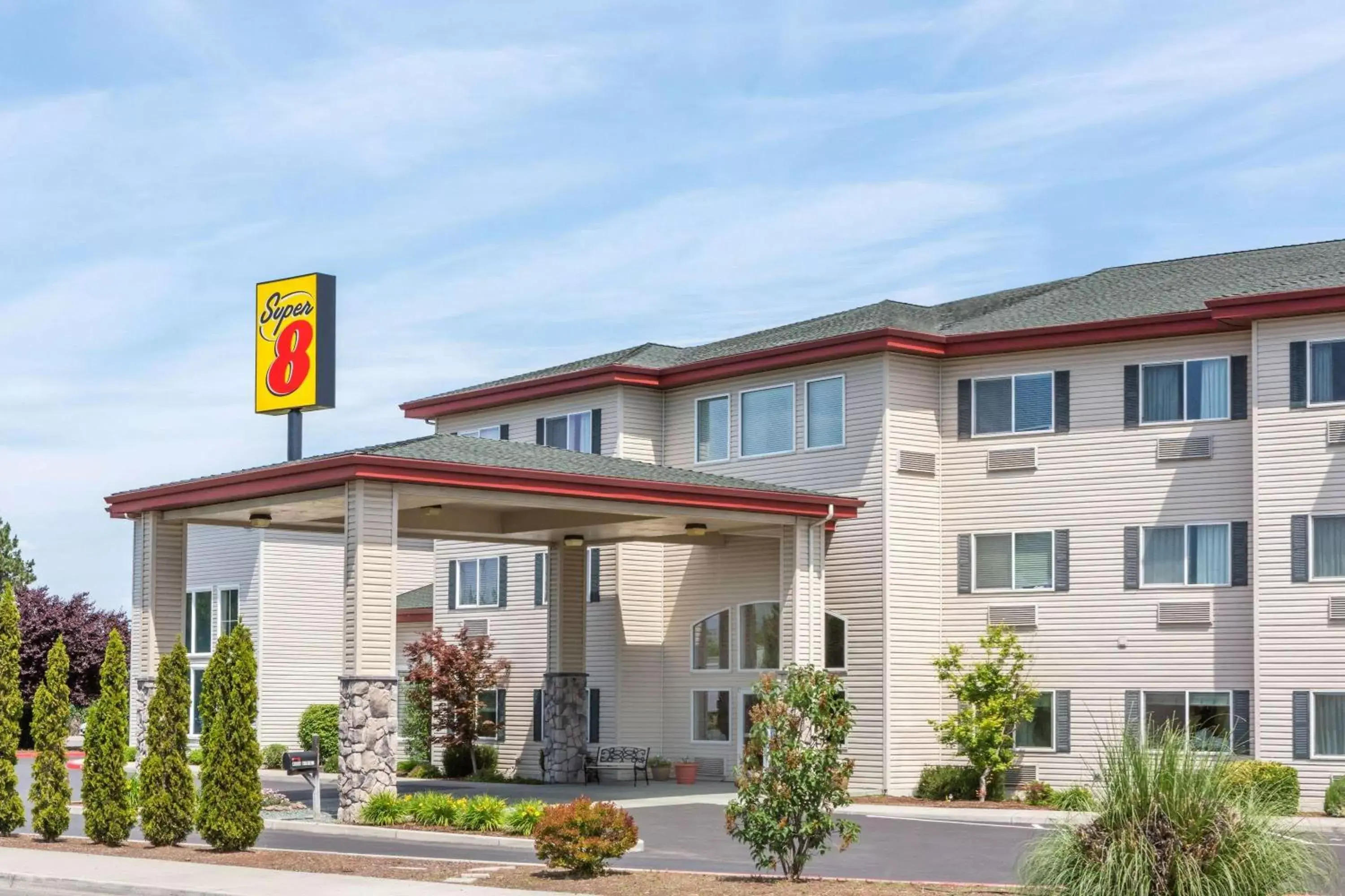 Super 8 by Wyndham Central Pt Medford Super 8 by Wyndham Central Pt Medford