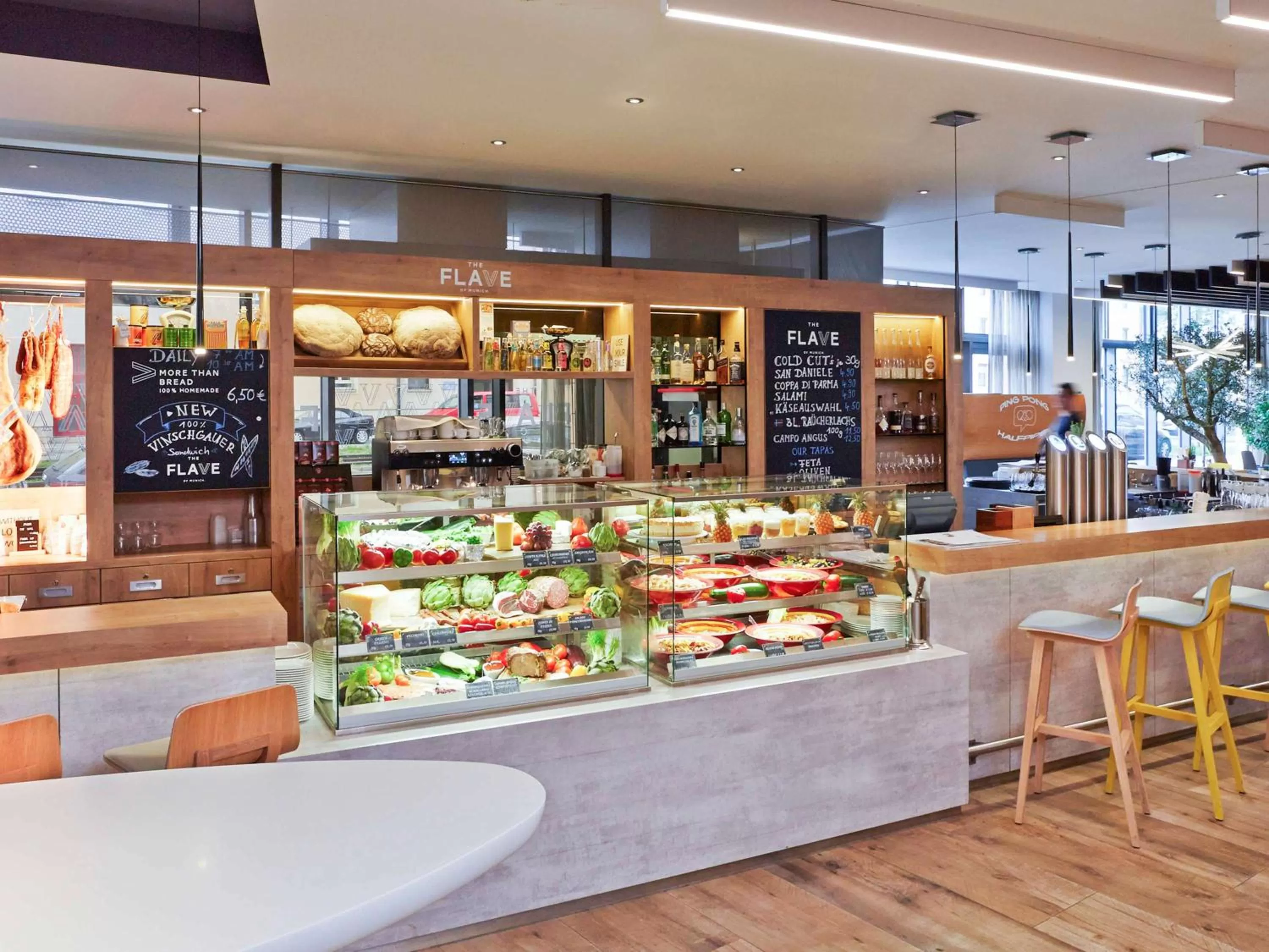 Restaurant/places to eat in Novotel München City Arnulfpark