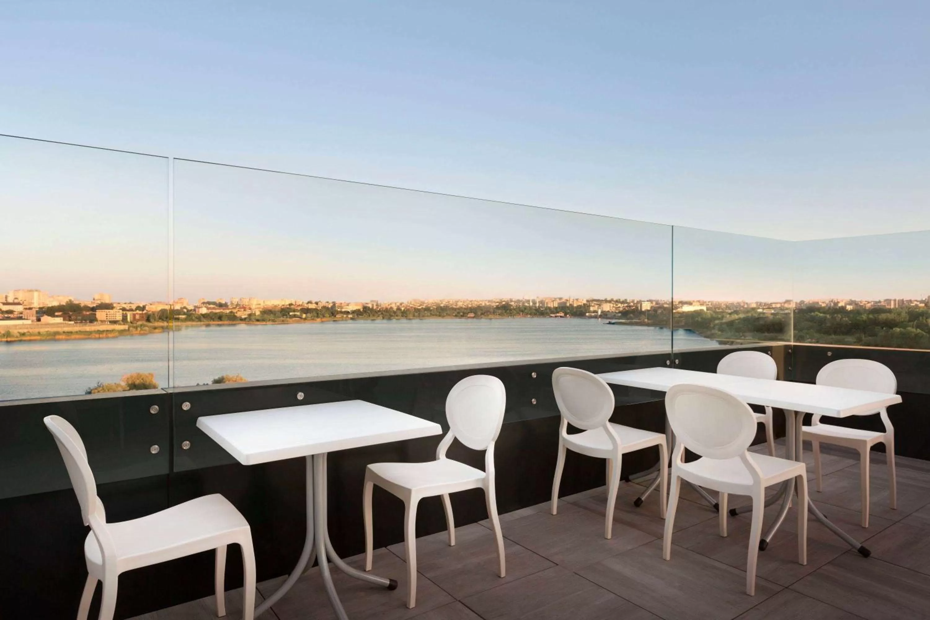 Restaurant/places to eat in Ramada by Wyndham Constanta