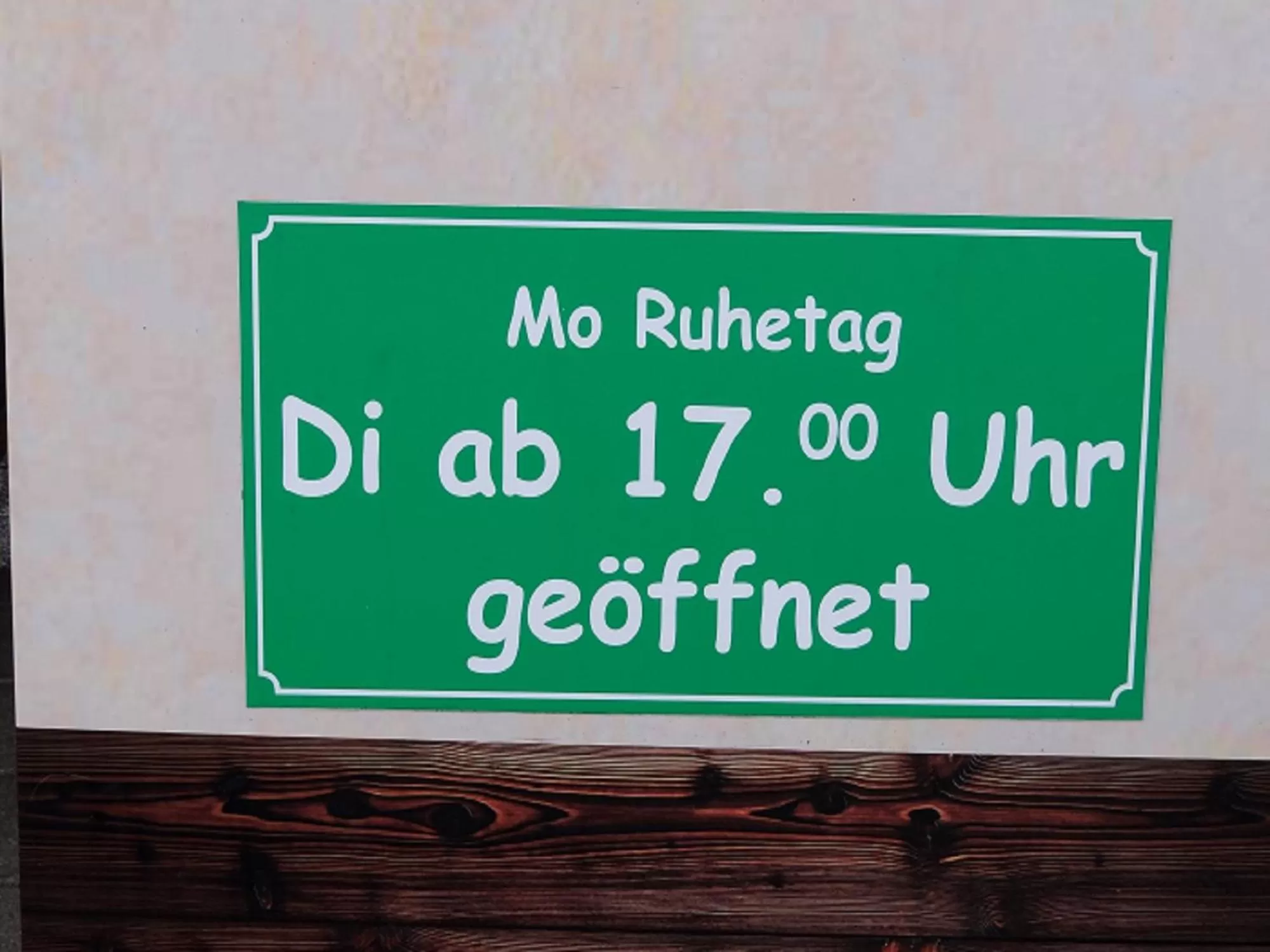 Logo/Certificate/Sign in Beim Haxenwirt