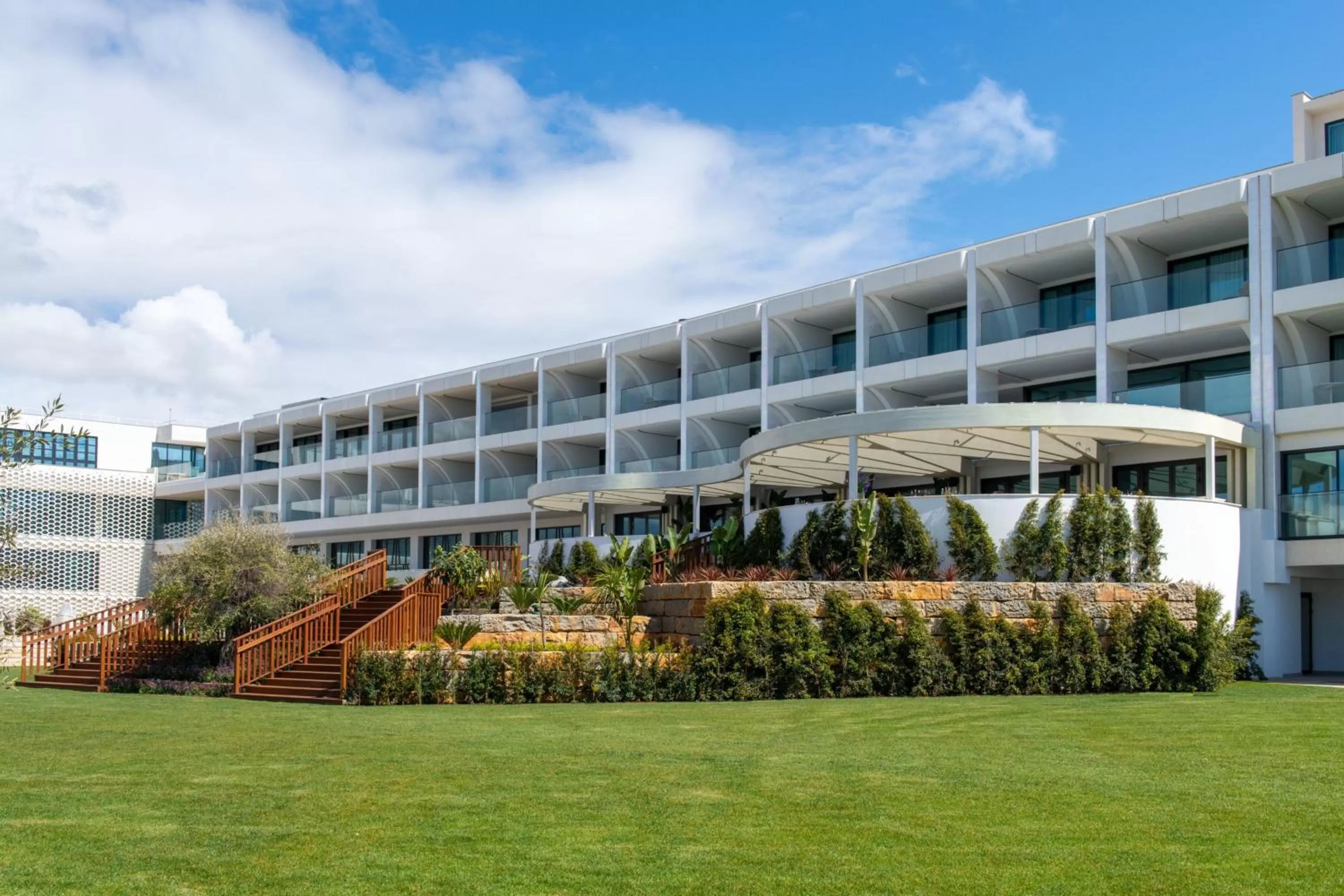 Lounge or bar in W Algarve