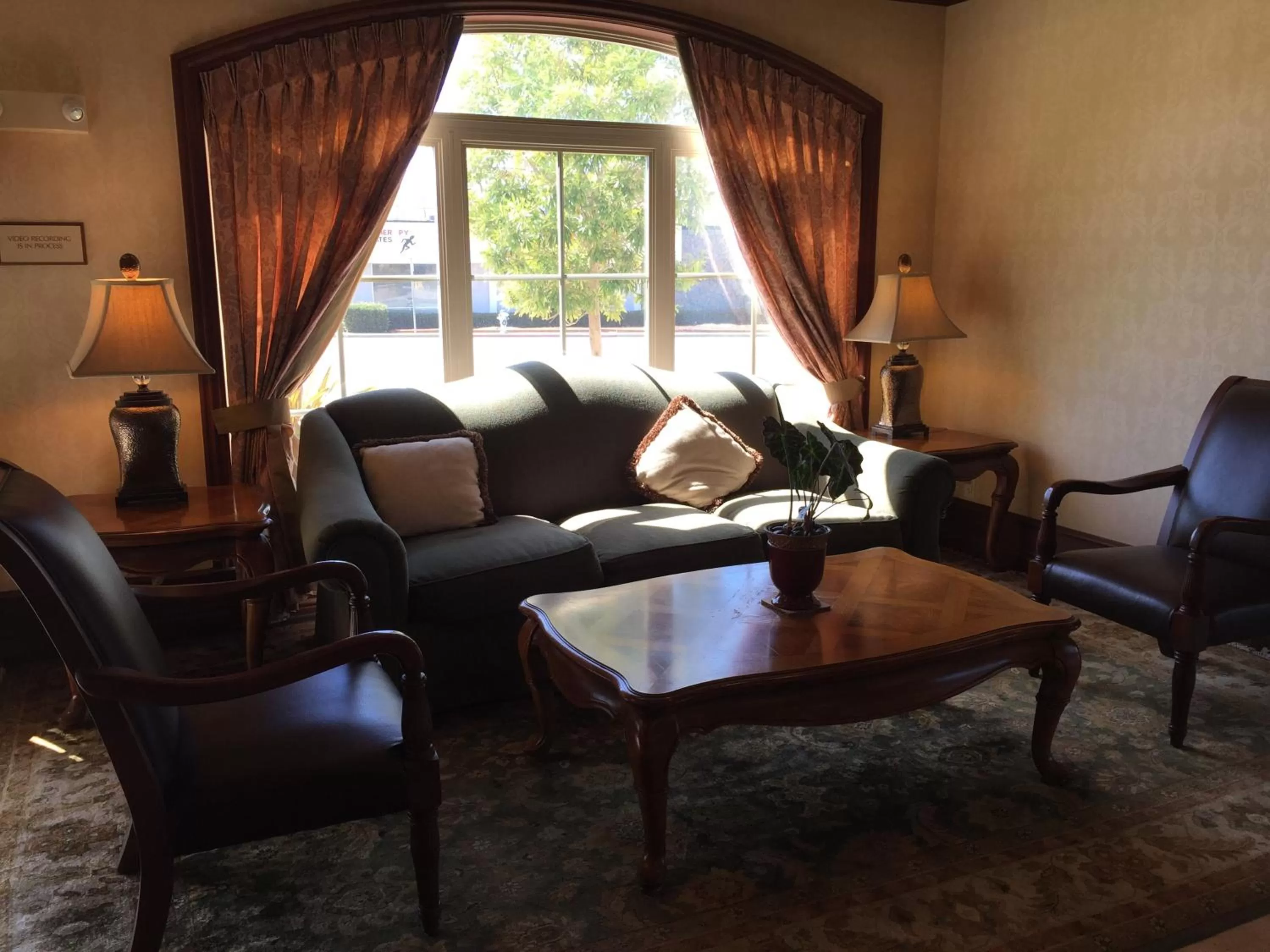 Lobby or reception in Bay Landing Hotel