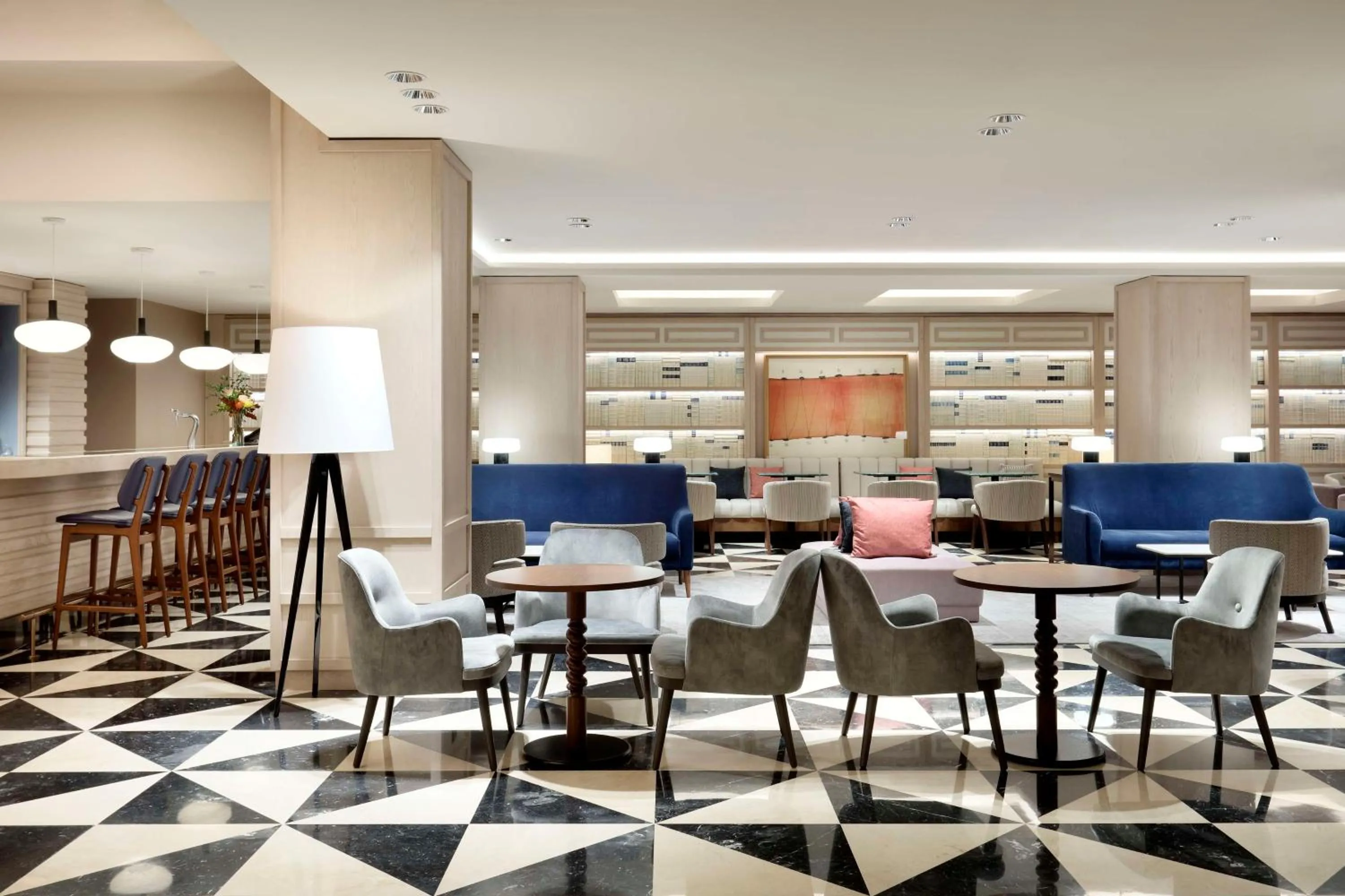 Lounge or bar in Hyatt Regency Hesperia Madrid