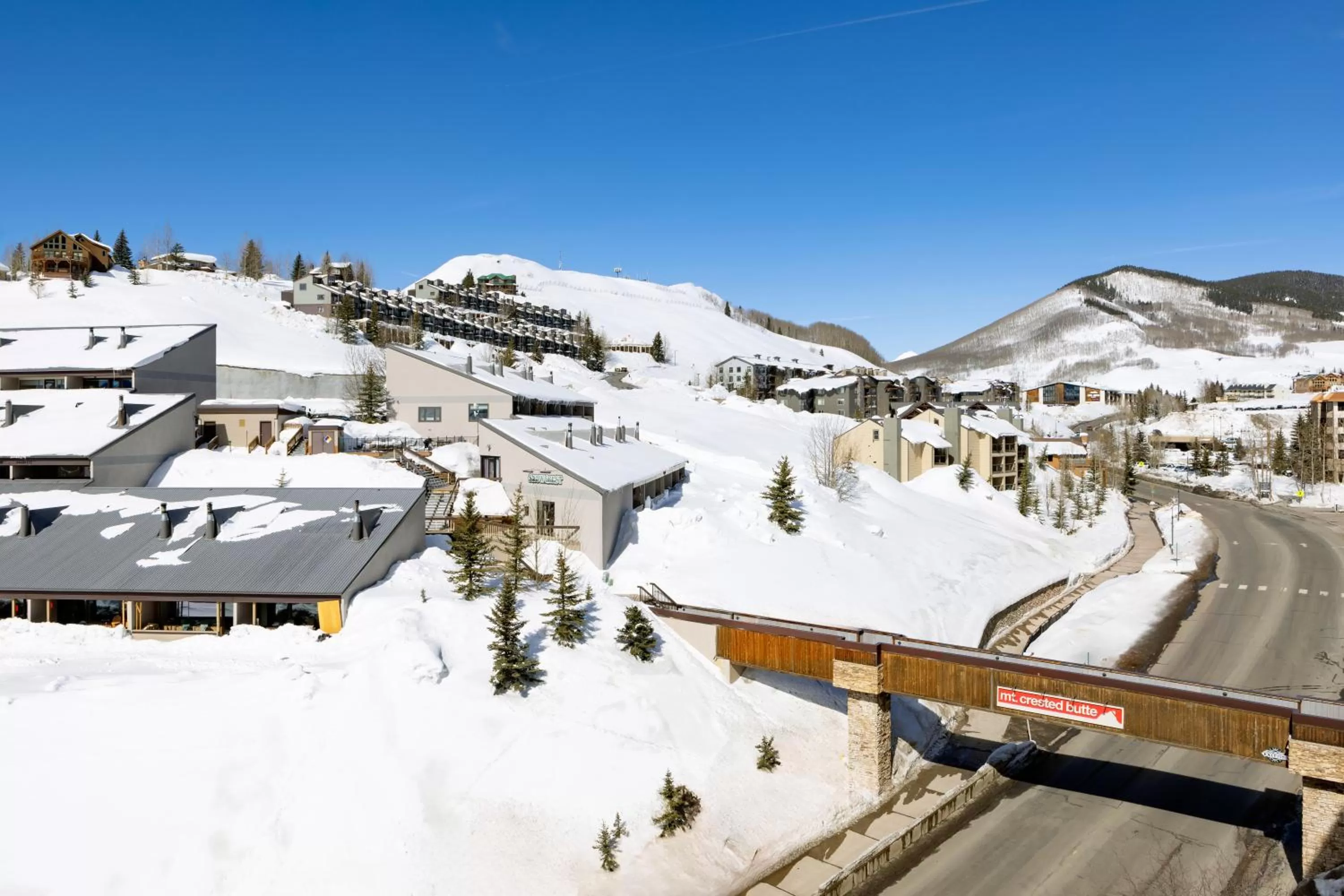 Neighbourhood in Elevation Hotel & Spa