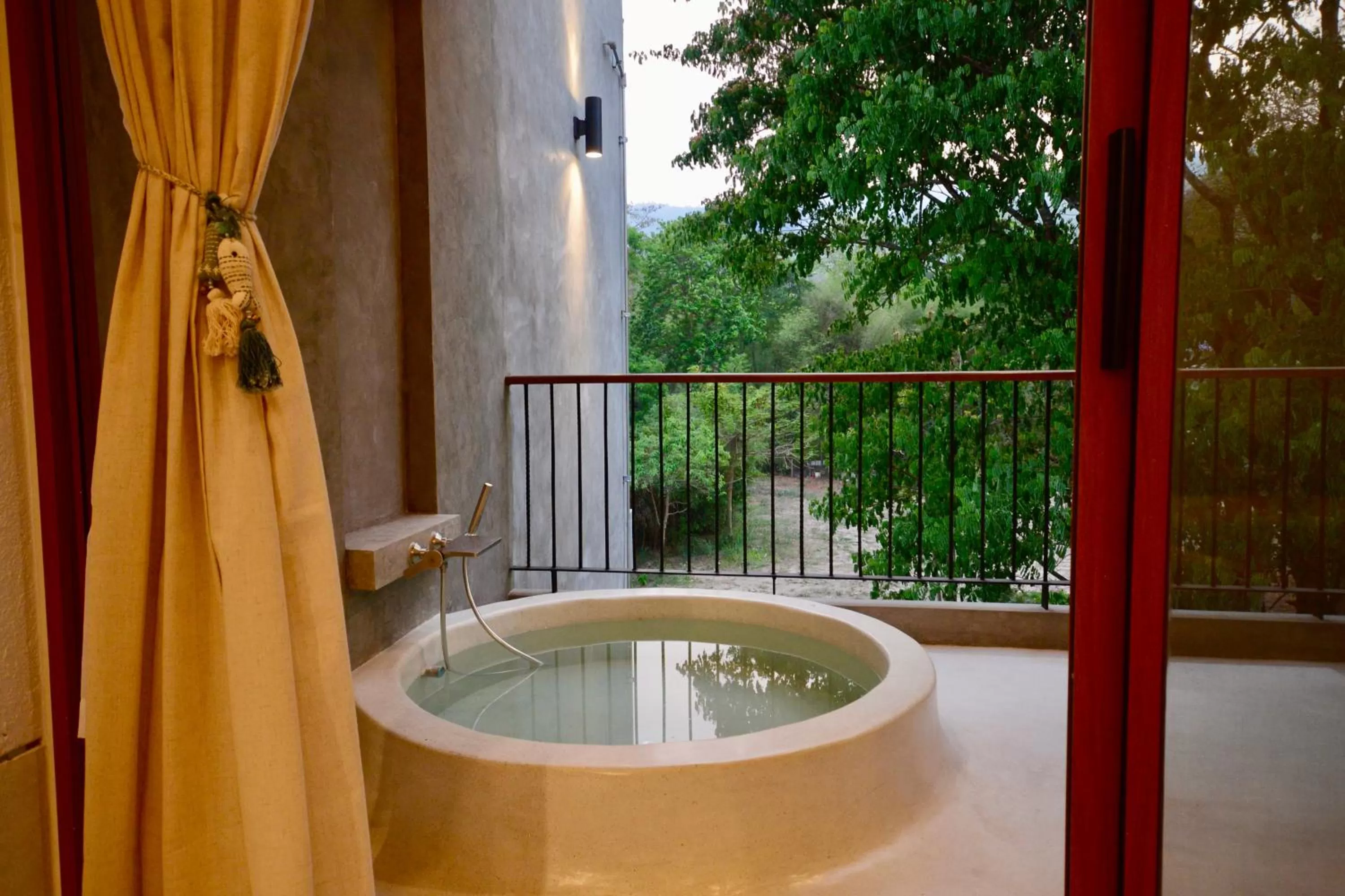 Bath in Proud Phu Fah Muang Chiang Mai