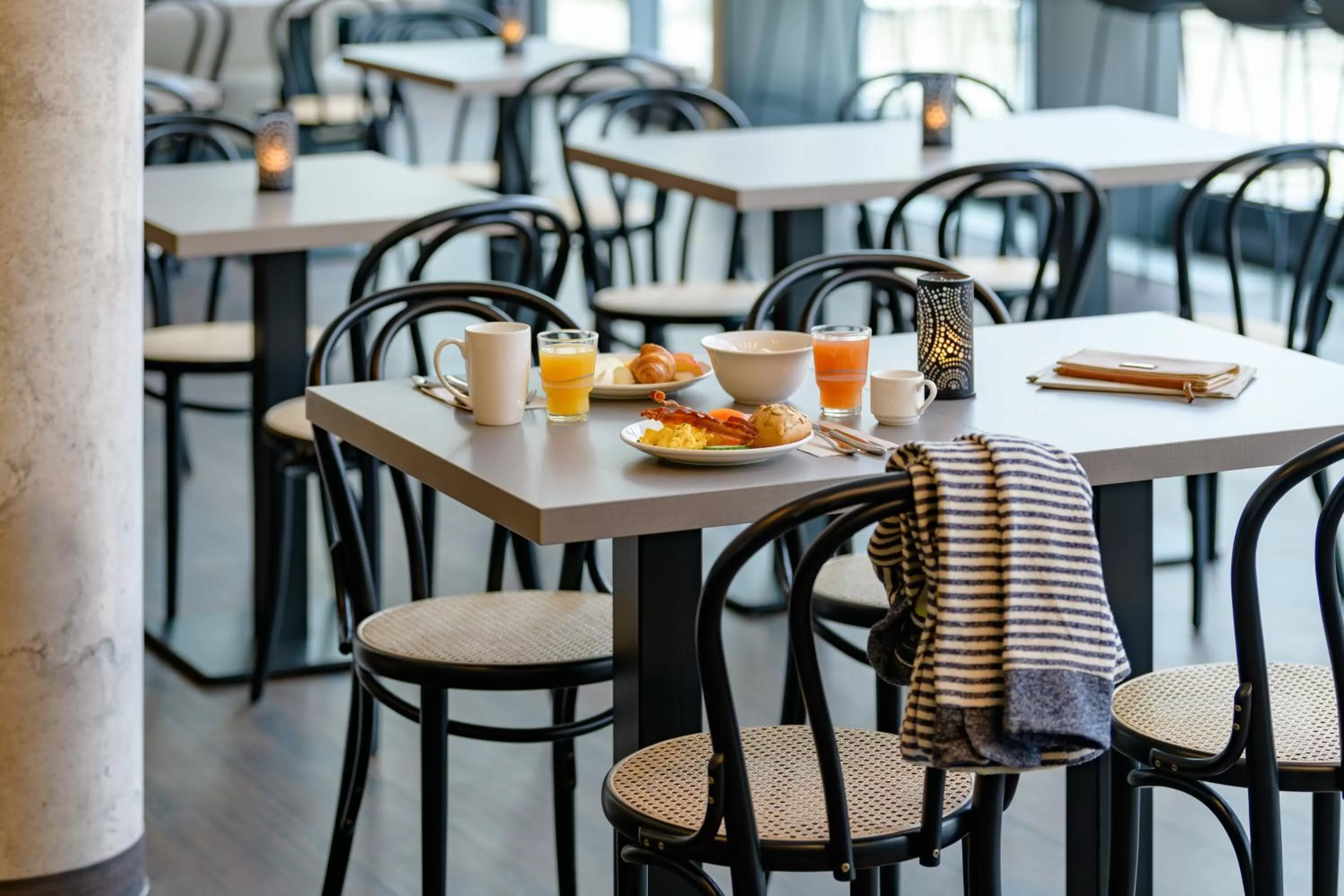 Food and drinks in ibis Styles Coburg