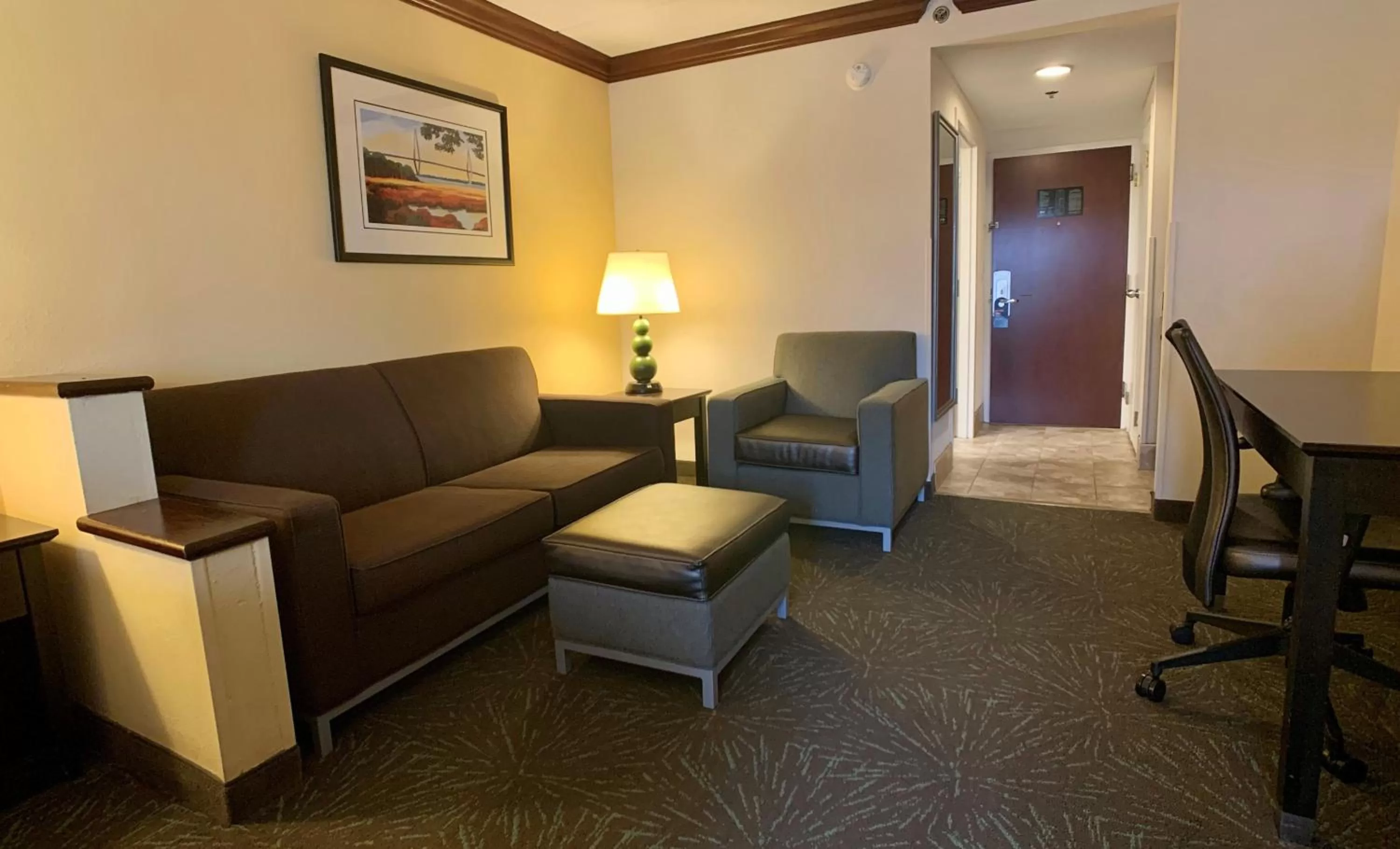 Photo of the whole room in Holiday Inn Express Hotel & Suites Charleston - Northwoods by IHG