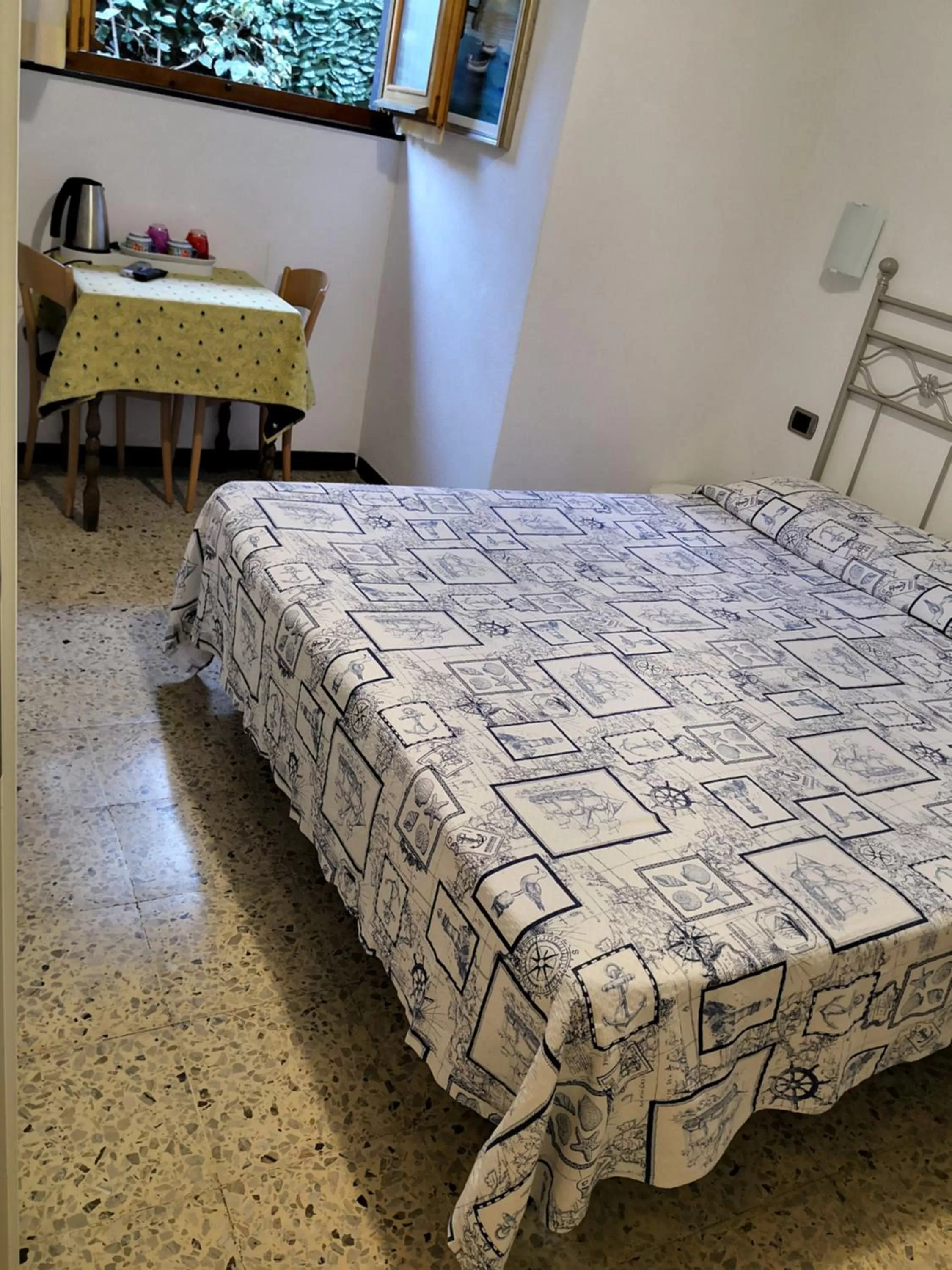 Bed in Albergo Al Carugio