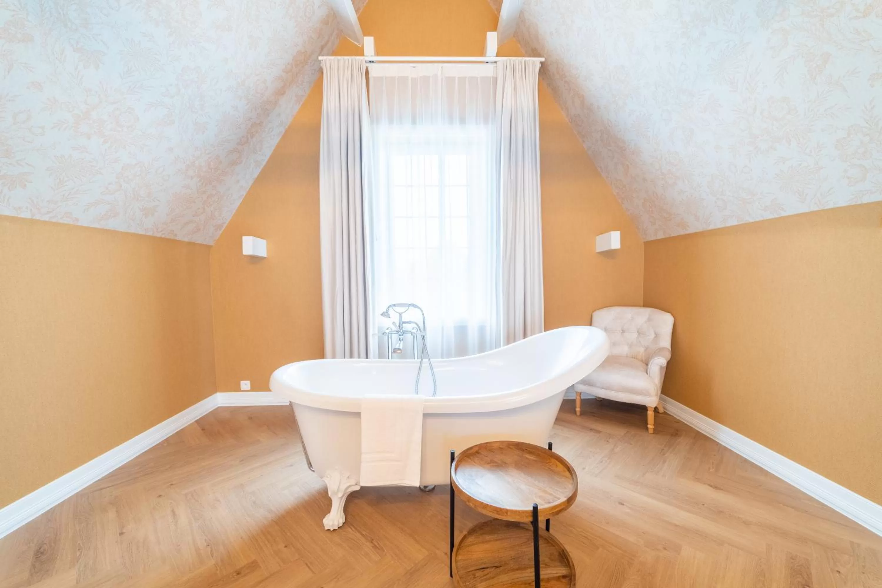 Bathroom in Grand Hotel Normandy by CW Hotel Collection