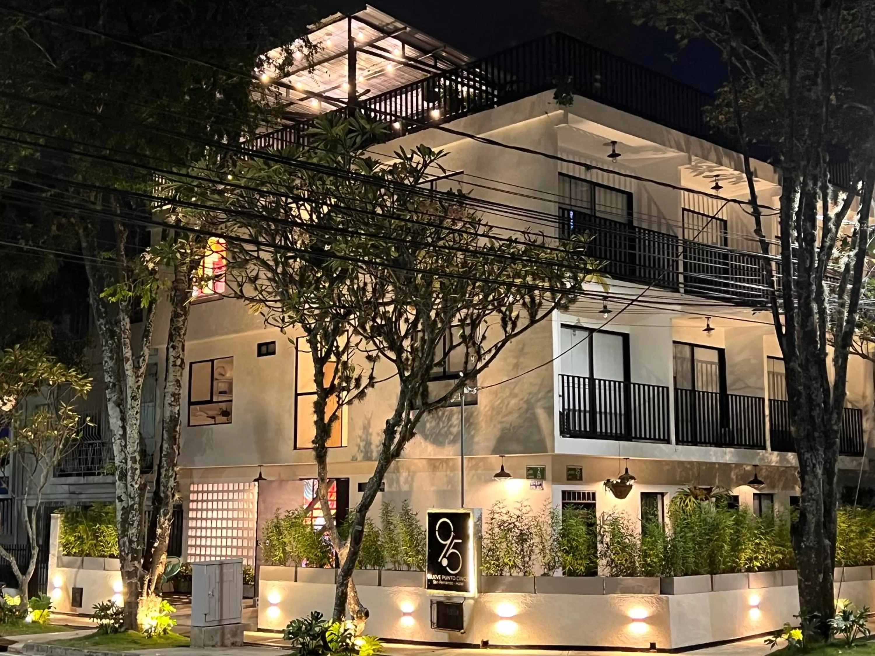 Facade/entrance in HOTEL 9.5 SAN FERNANDO