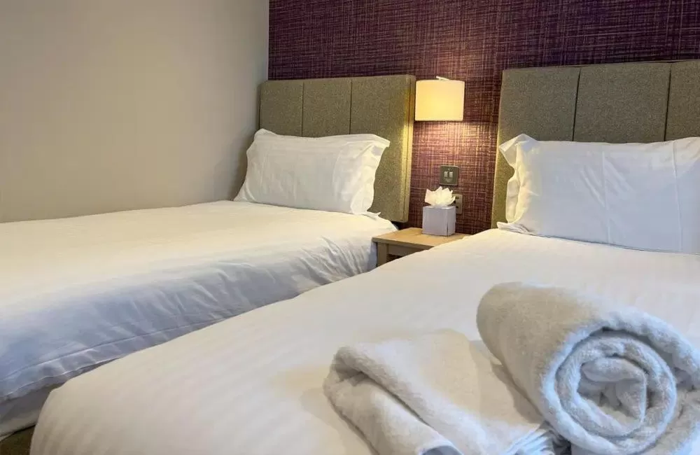 Bedroom, Bed in Lydiard House Hotel & Conference Centre