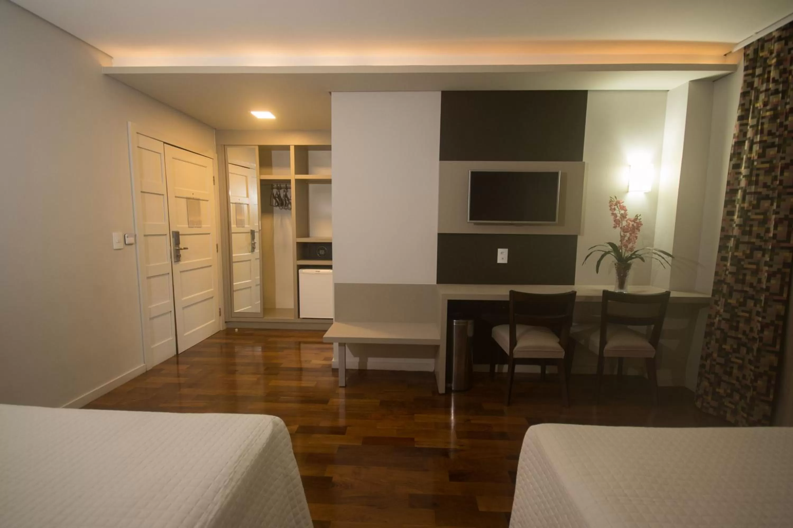 Bedroom, Bed in Grand Carimã Resort & Convention Center