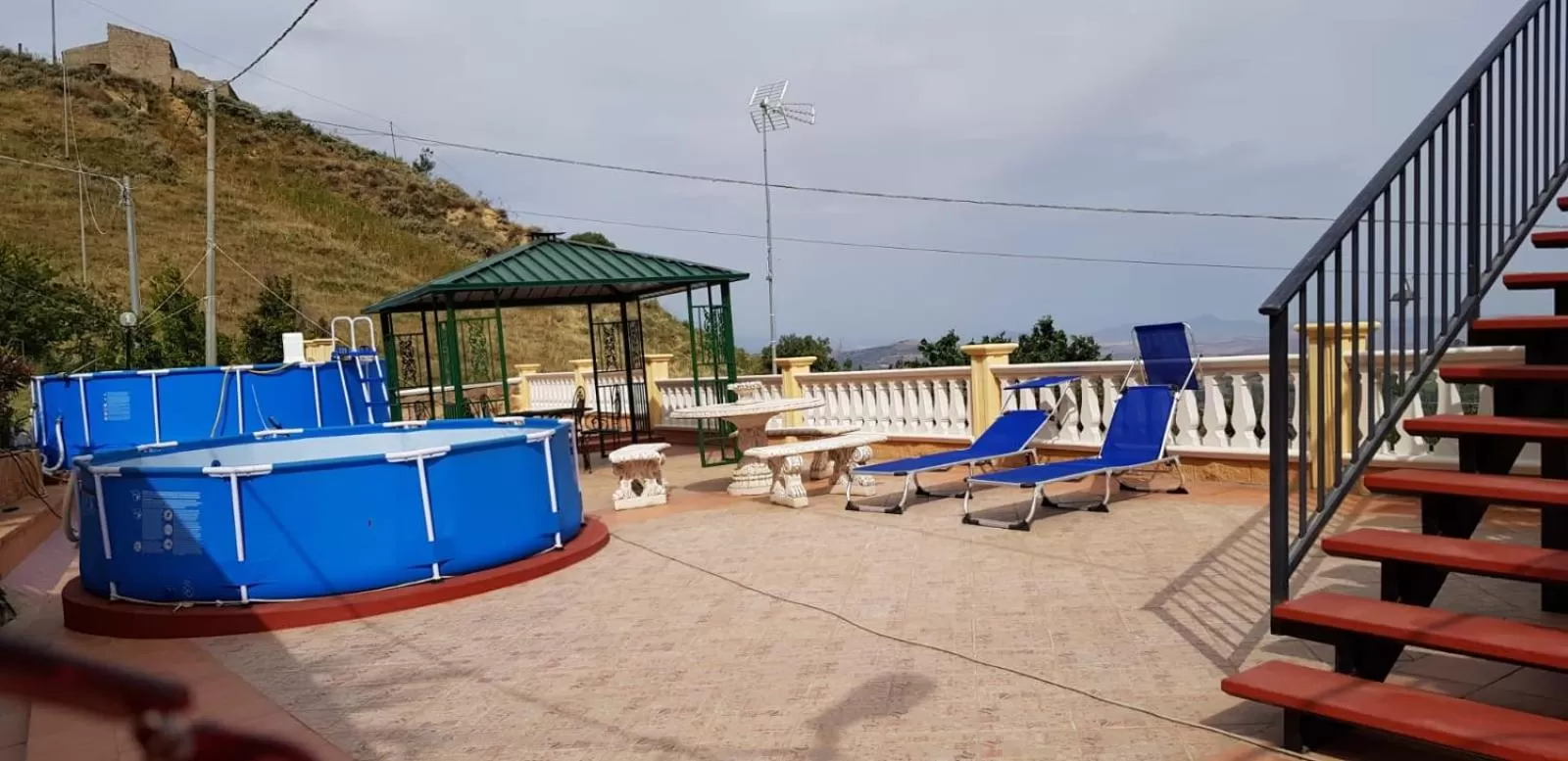 Swimming Pool in B&B ed affittacamere da Pietro