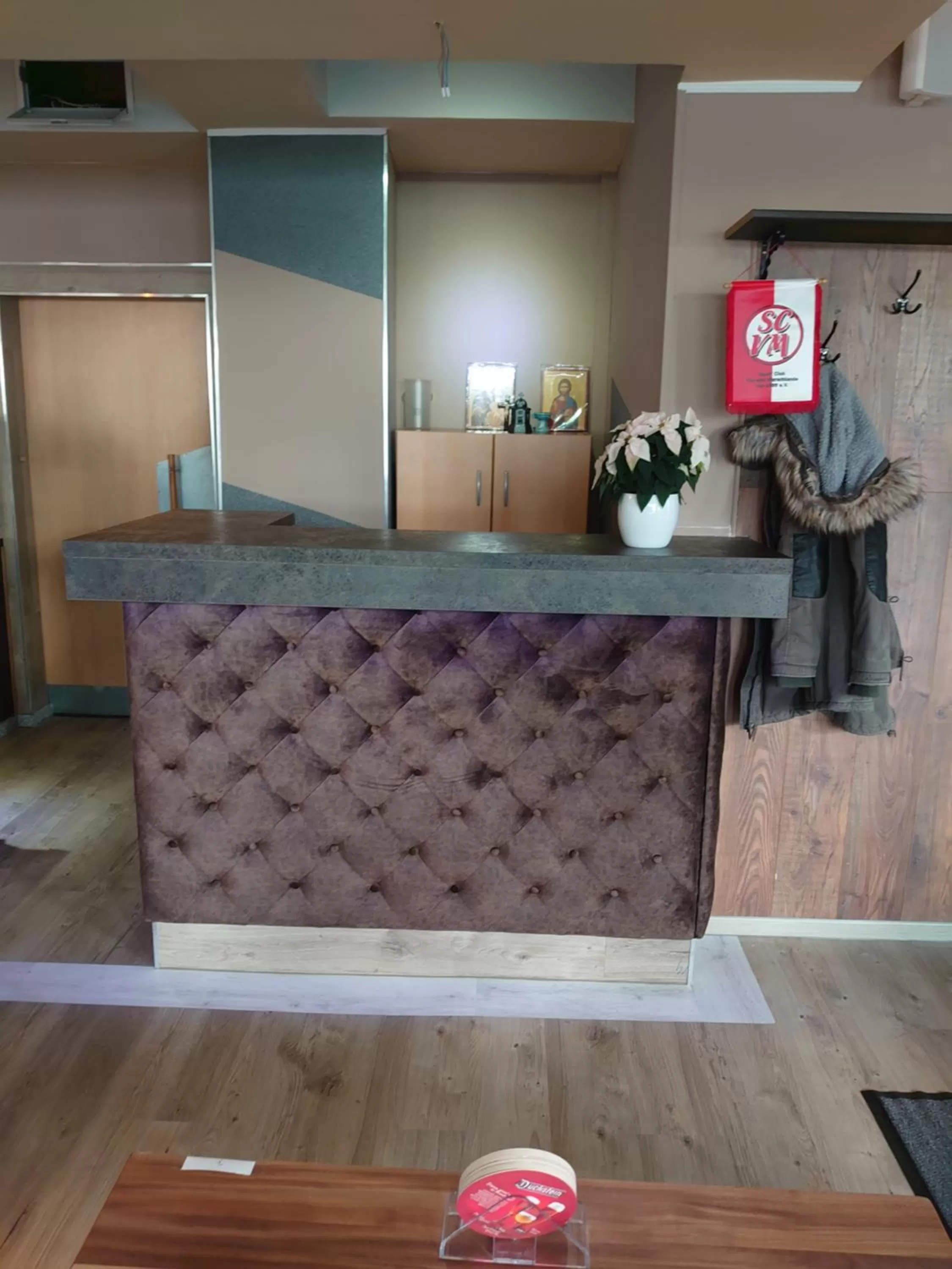 Lobby or reception in Achilleon III