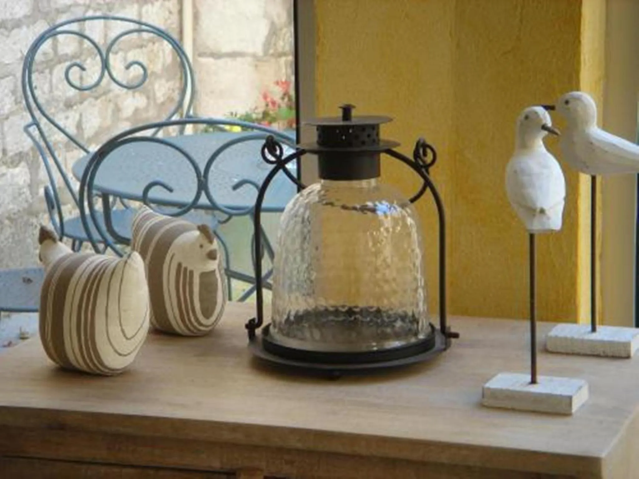 Decorative detail in Cit'Hotel des Messageries