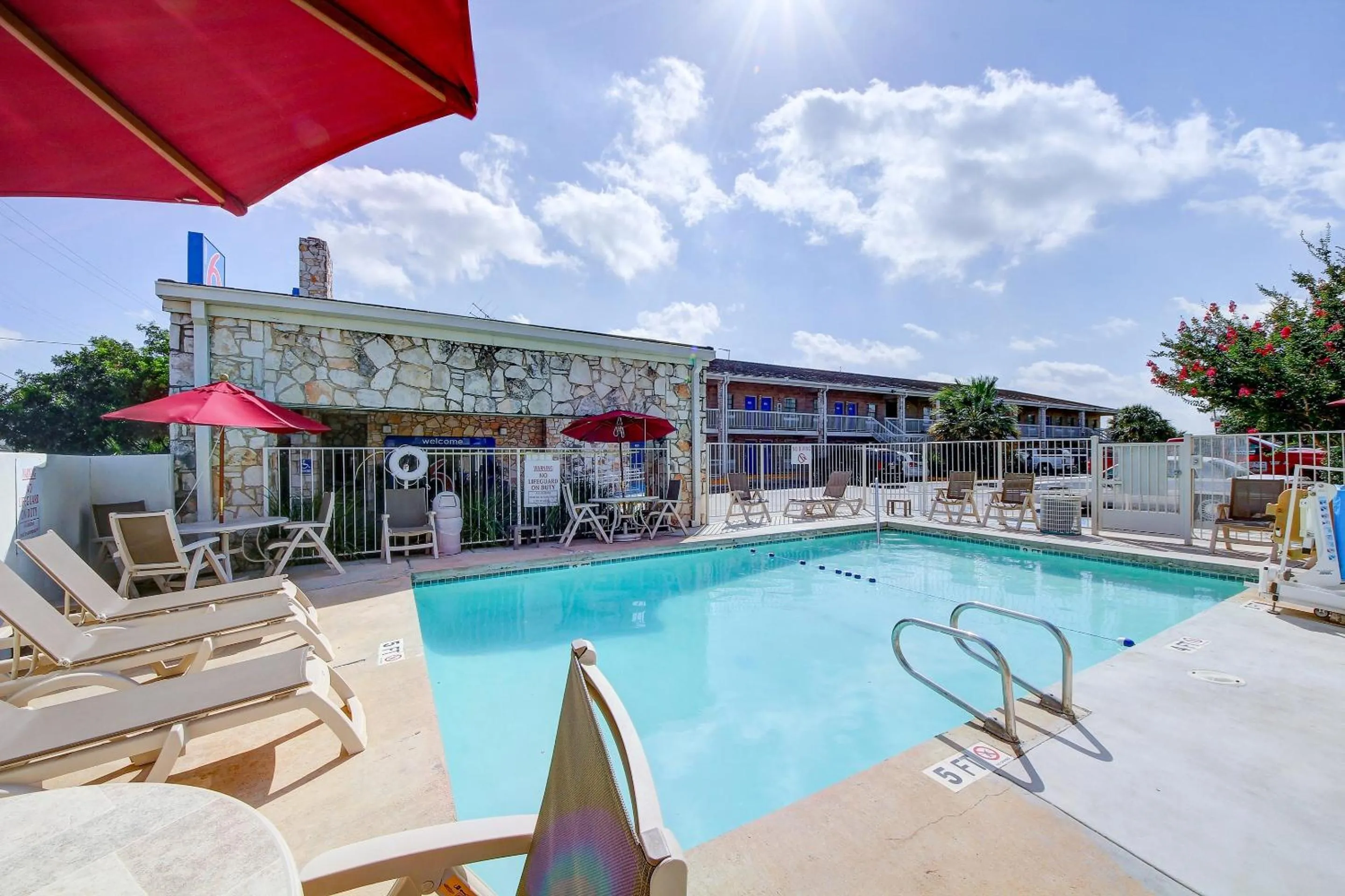 On site in Motel 6-San Antonio, TX - Northwest Medical Center