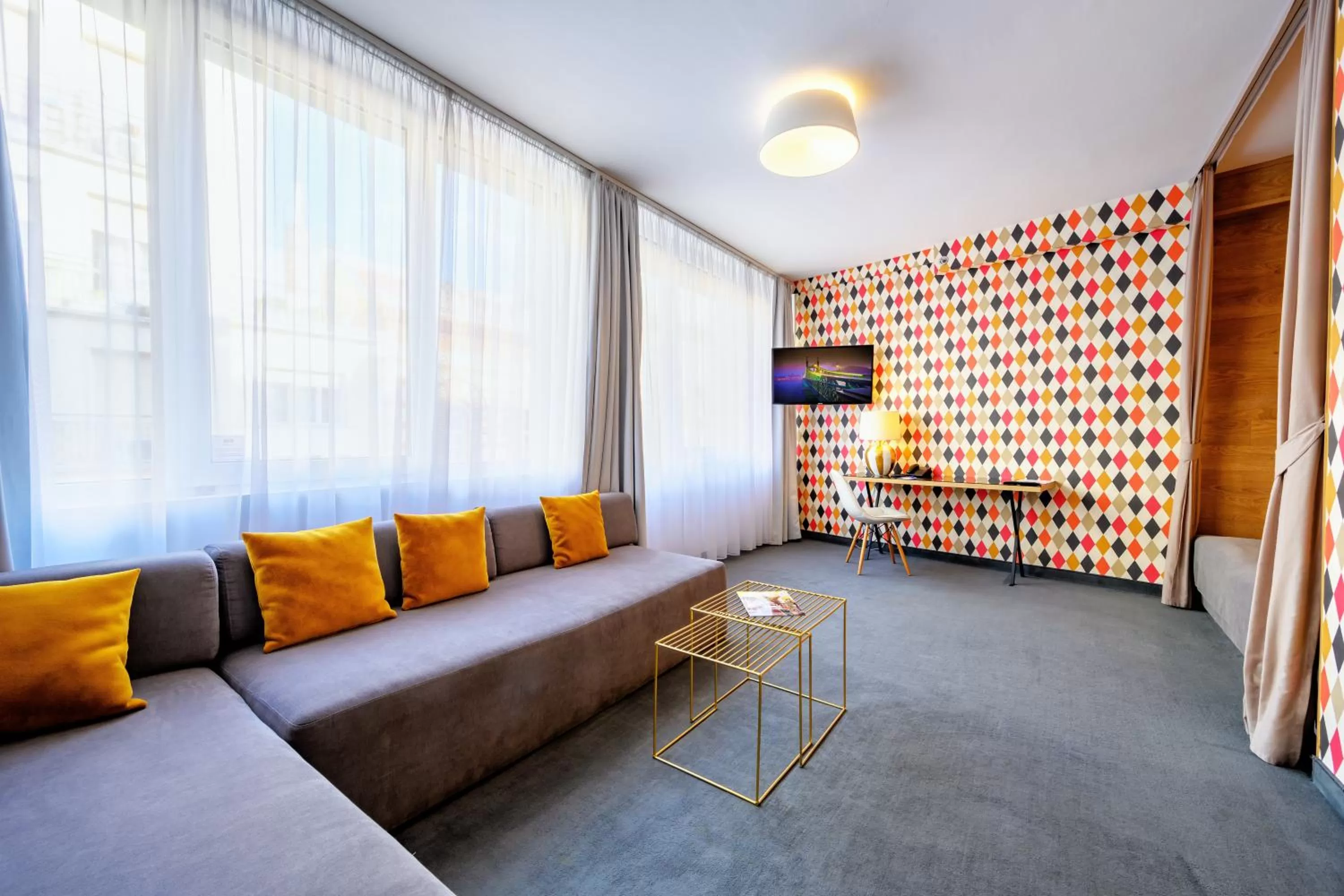 Seating area in Roombach Hotel Budapest Center