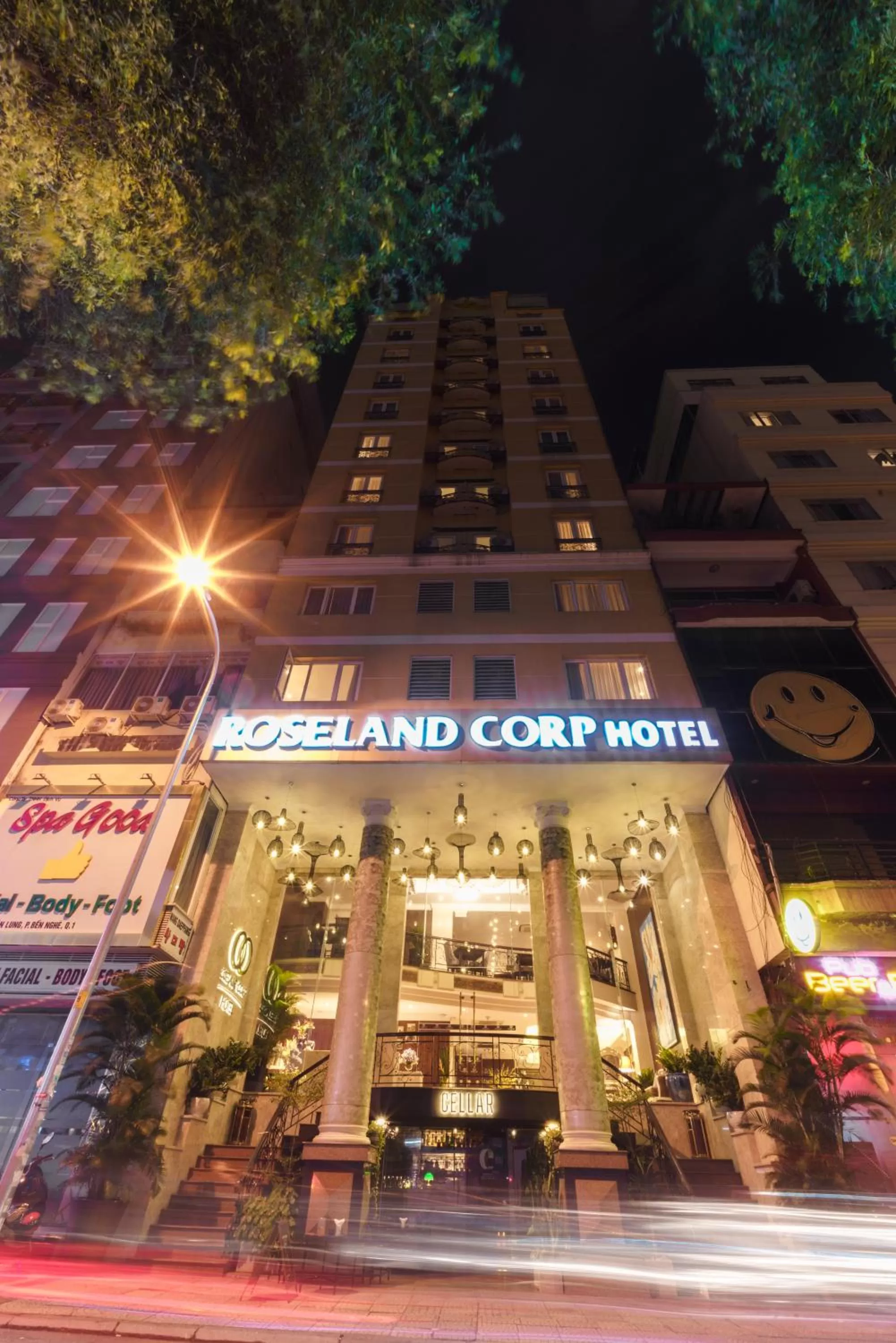 Property building in Roseland Corp Hotel