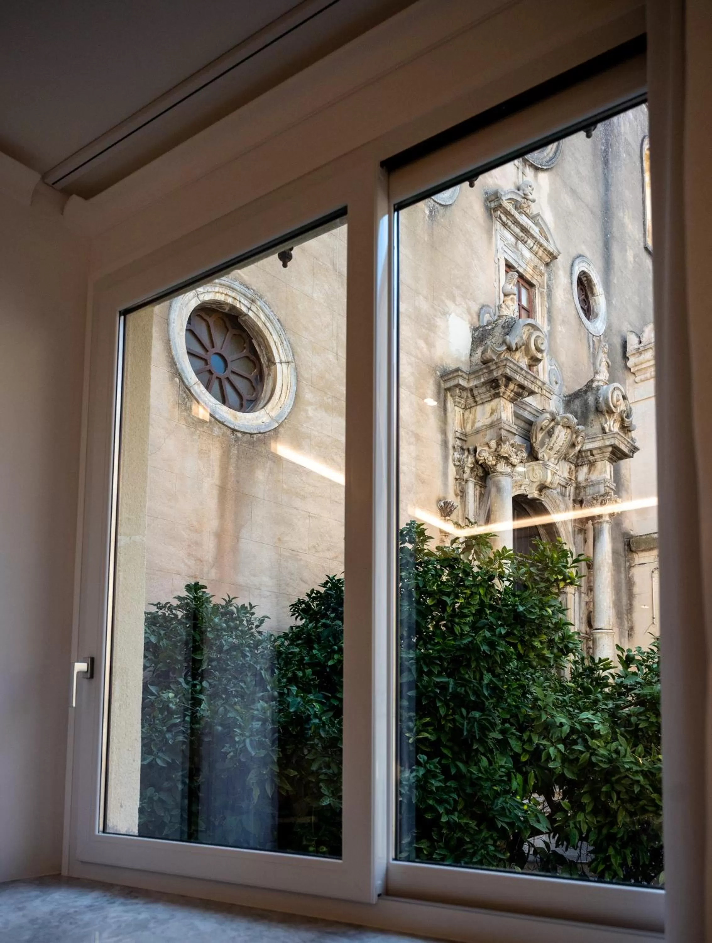 Nearby landmark in BM SUITES CEFALU