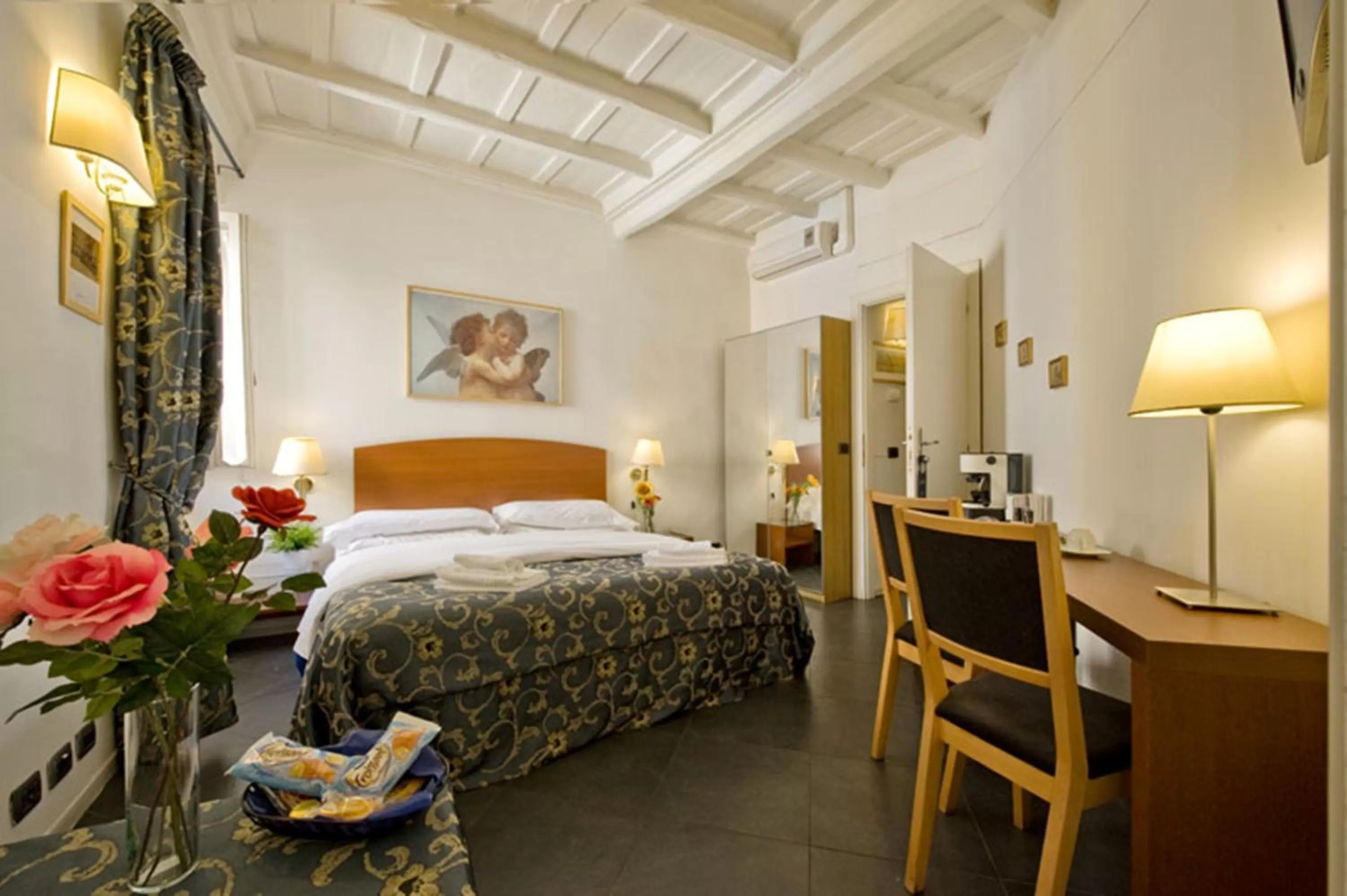 Bed in B&B Ventisei Scalini A Trastevere