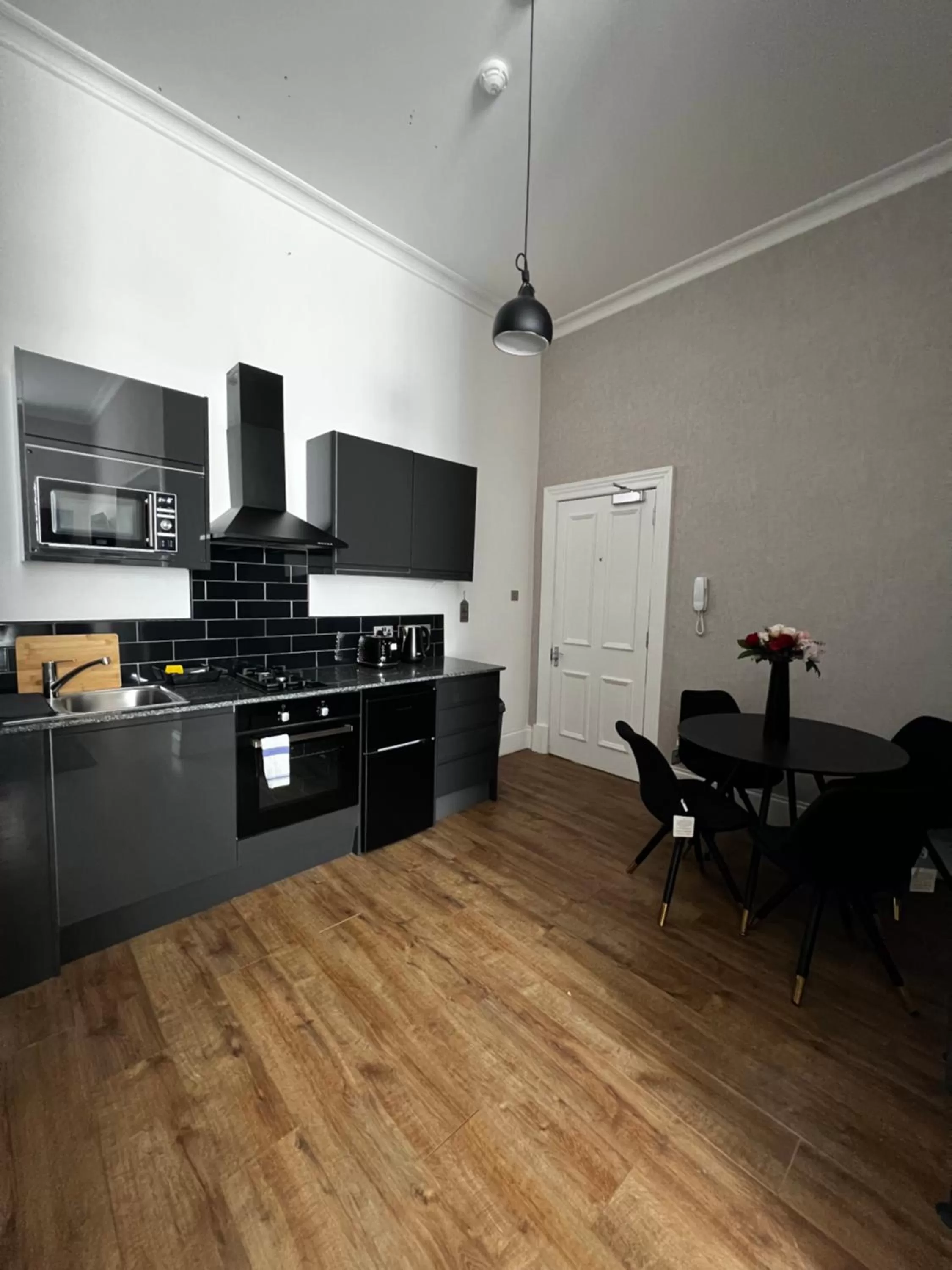 Amani Apartments - Glasgow City Centre
