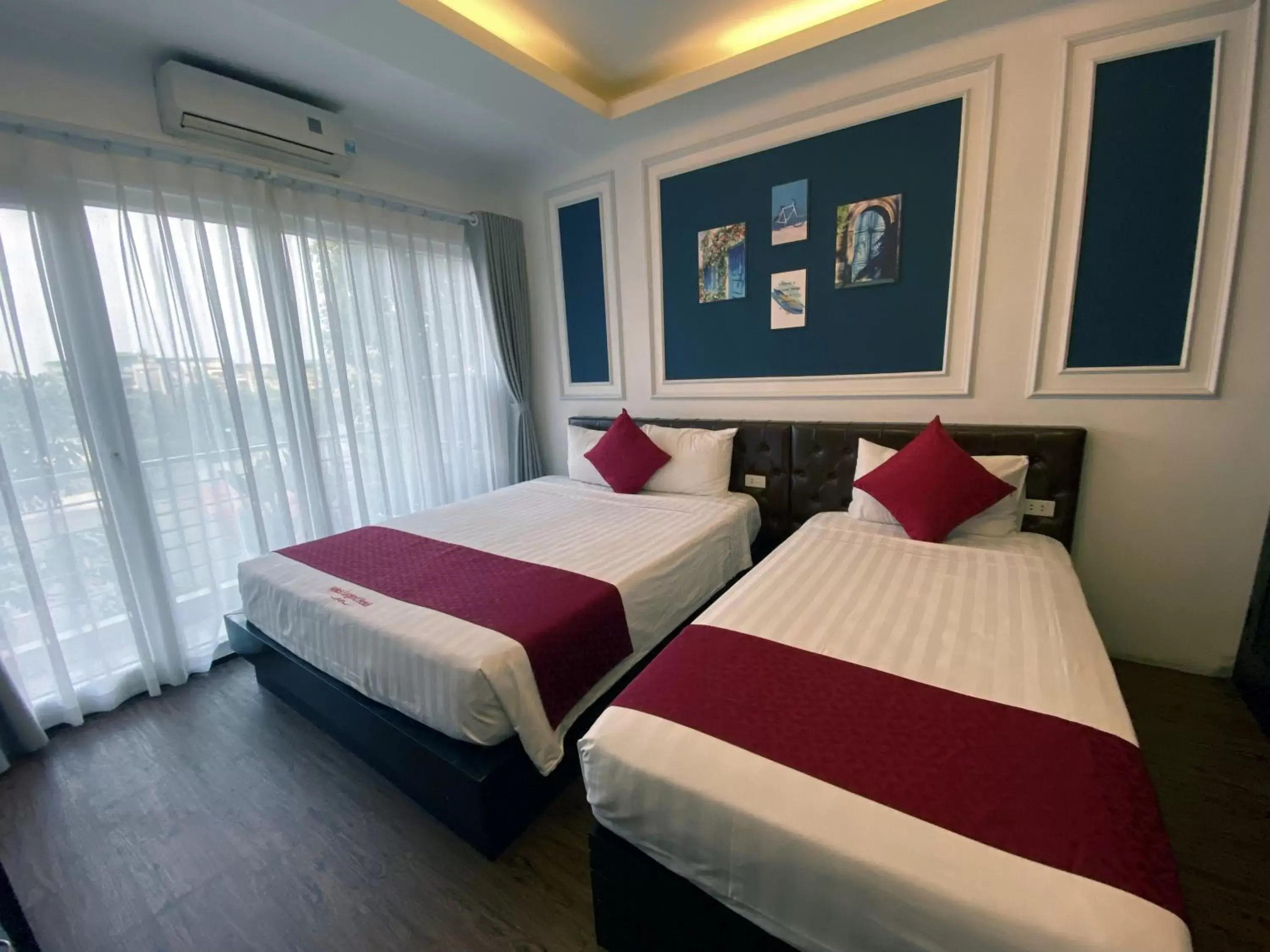 Deluxe Double or Twin Room with Balcony in Eclipse Legend Hotel Deluxe Double or Twin Room with Balcony in Eclipse Legend Hotel