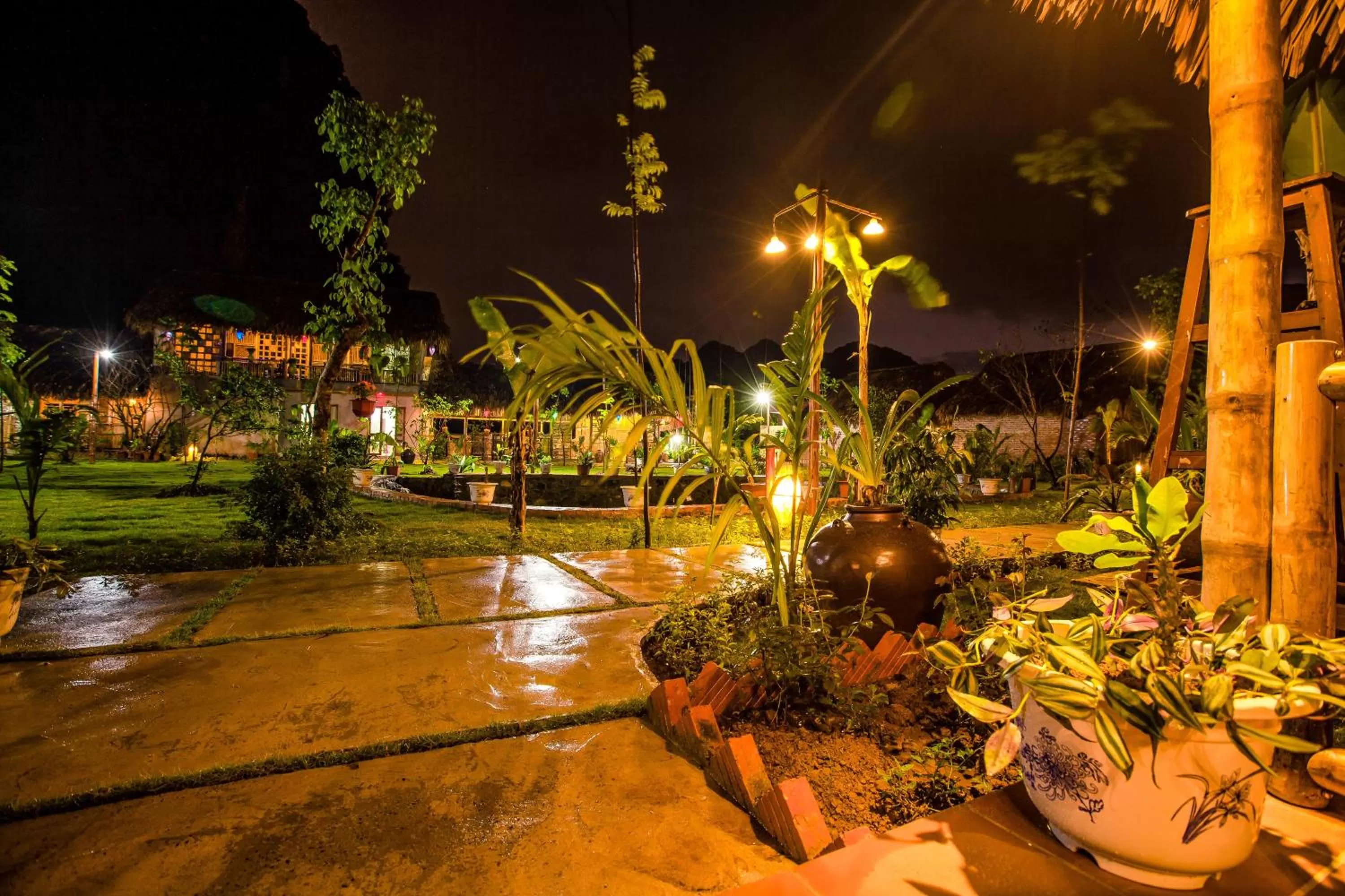 Night in Tam Coc Rice Fields Resort