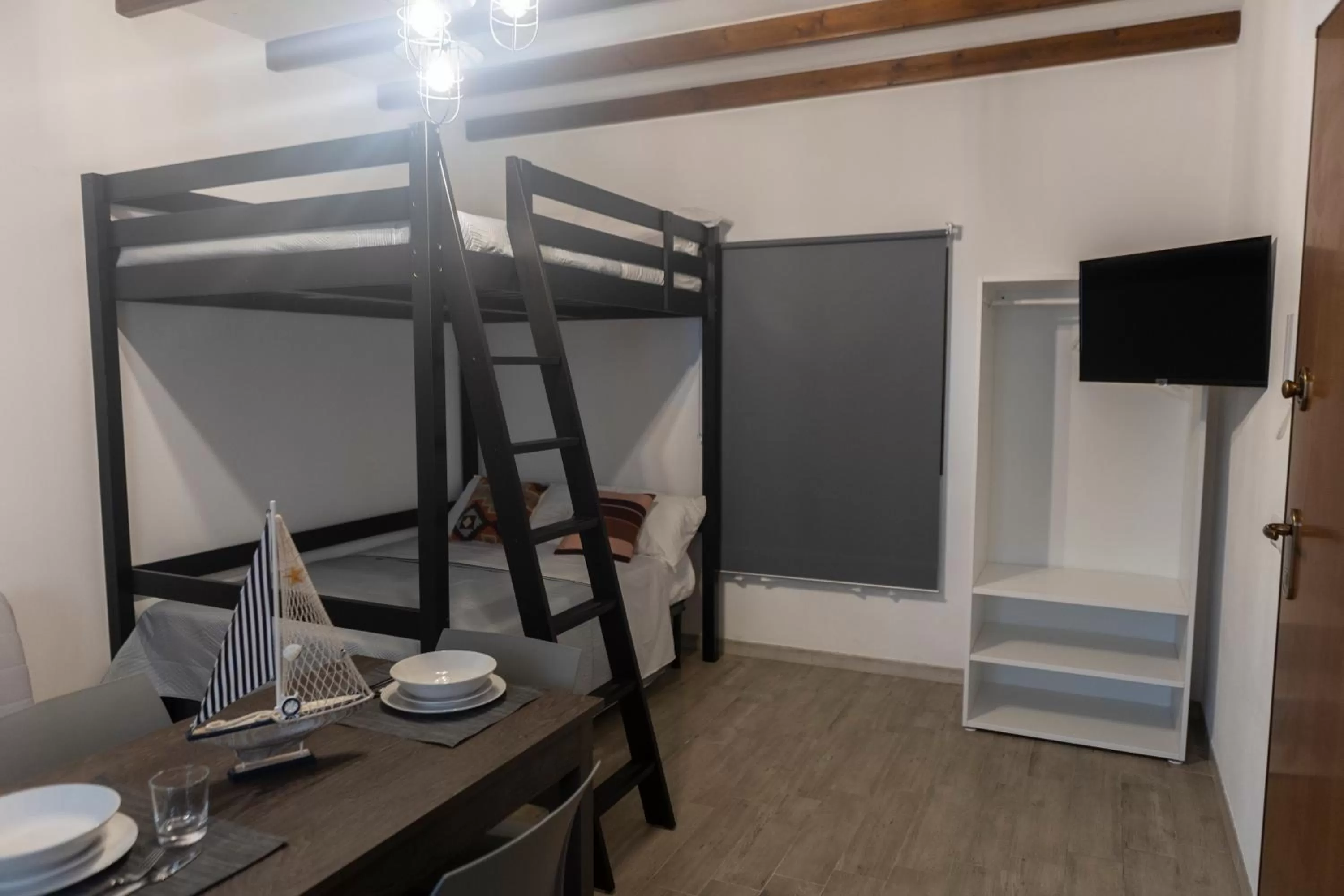 MrBrown - Cinzia Resort Beach