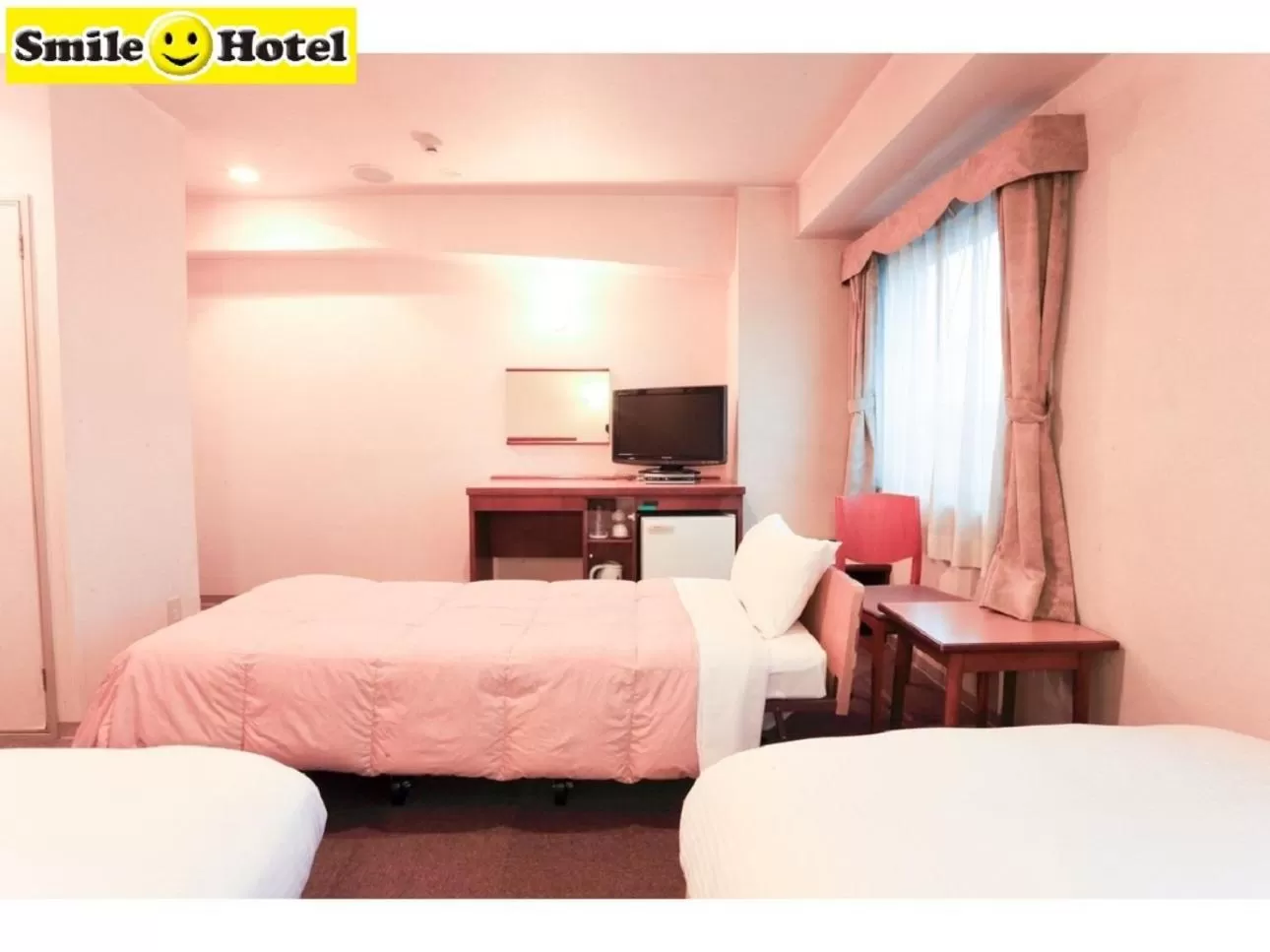 Photo of the whole room in Smile Hotel Asahikawa