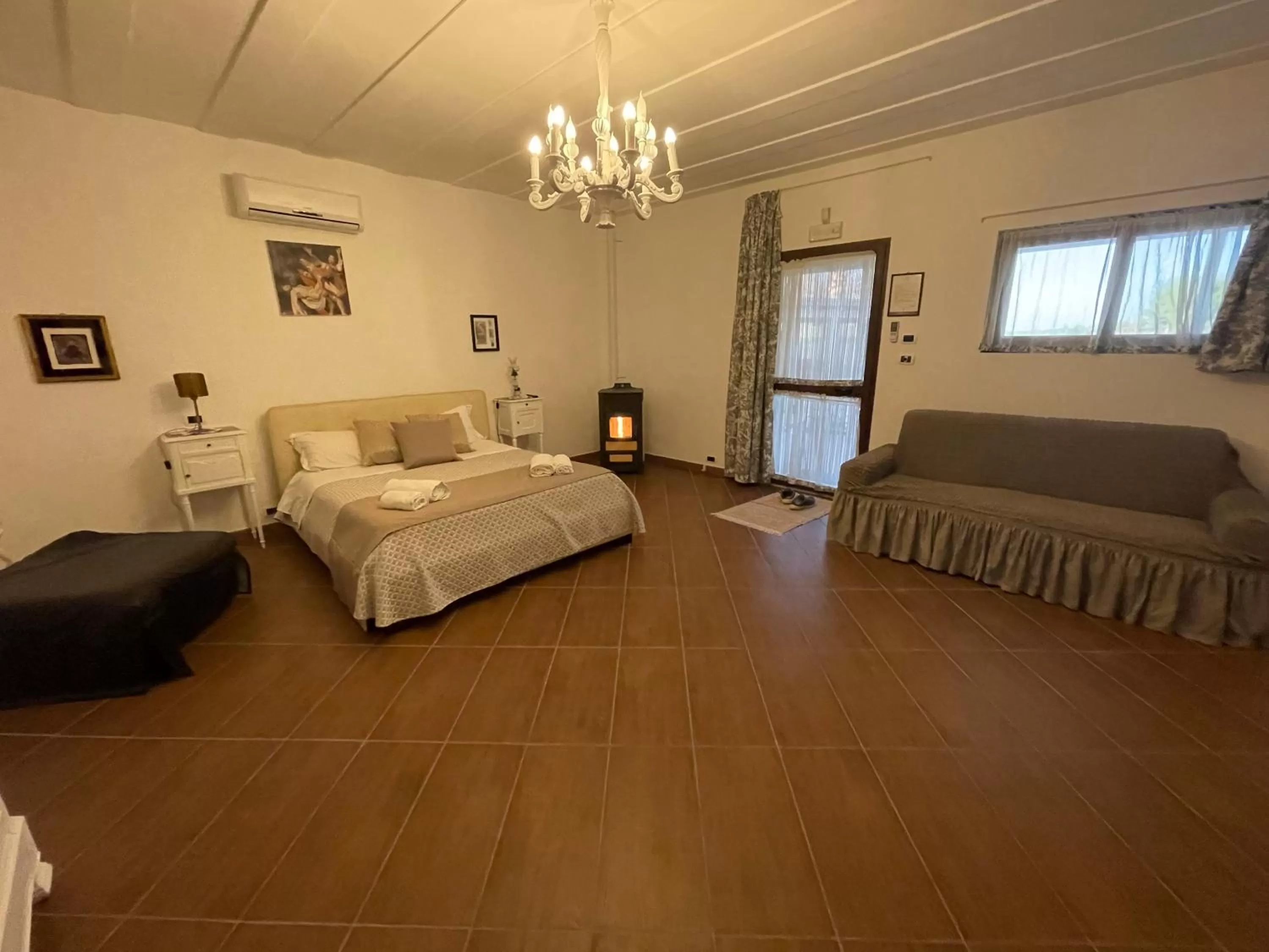 Bed in B&B Barletta Acasamia con Parcheggio Privato