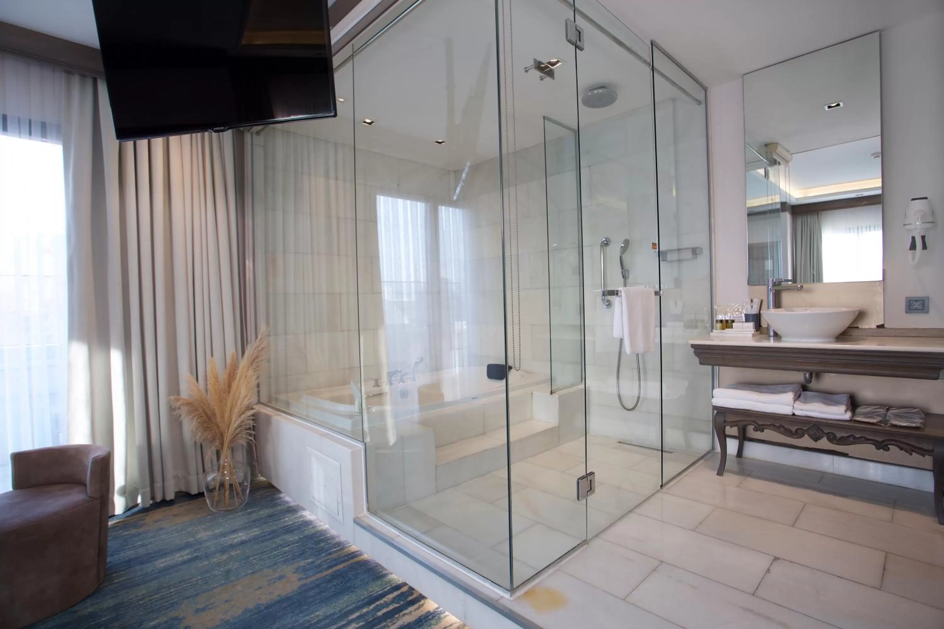 TV and multimedia in Pierre Loti Hotel Old City- Special Category