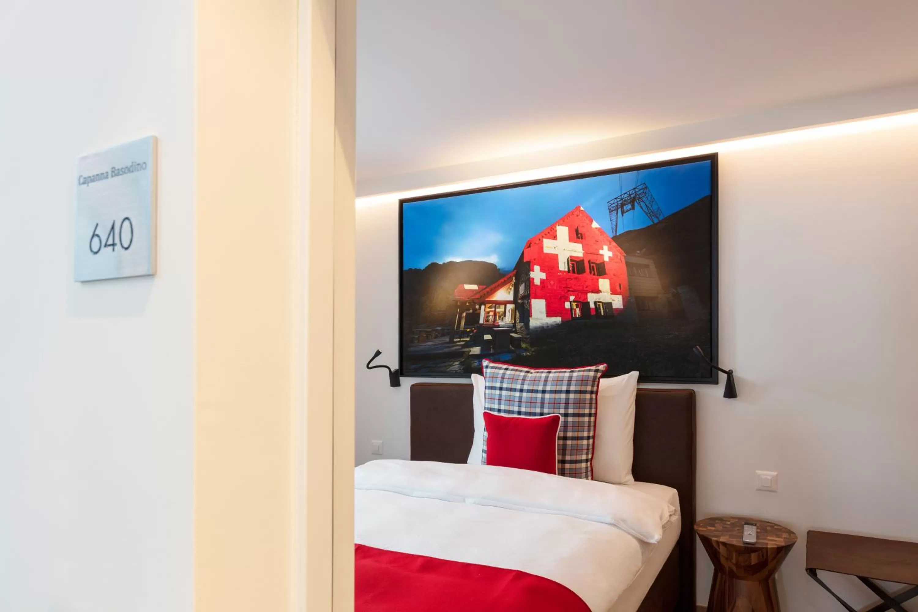 Photo of the whole room in Fred Hotel Leonhardstrasse - Mobile Check-in