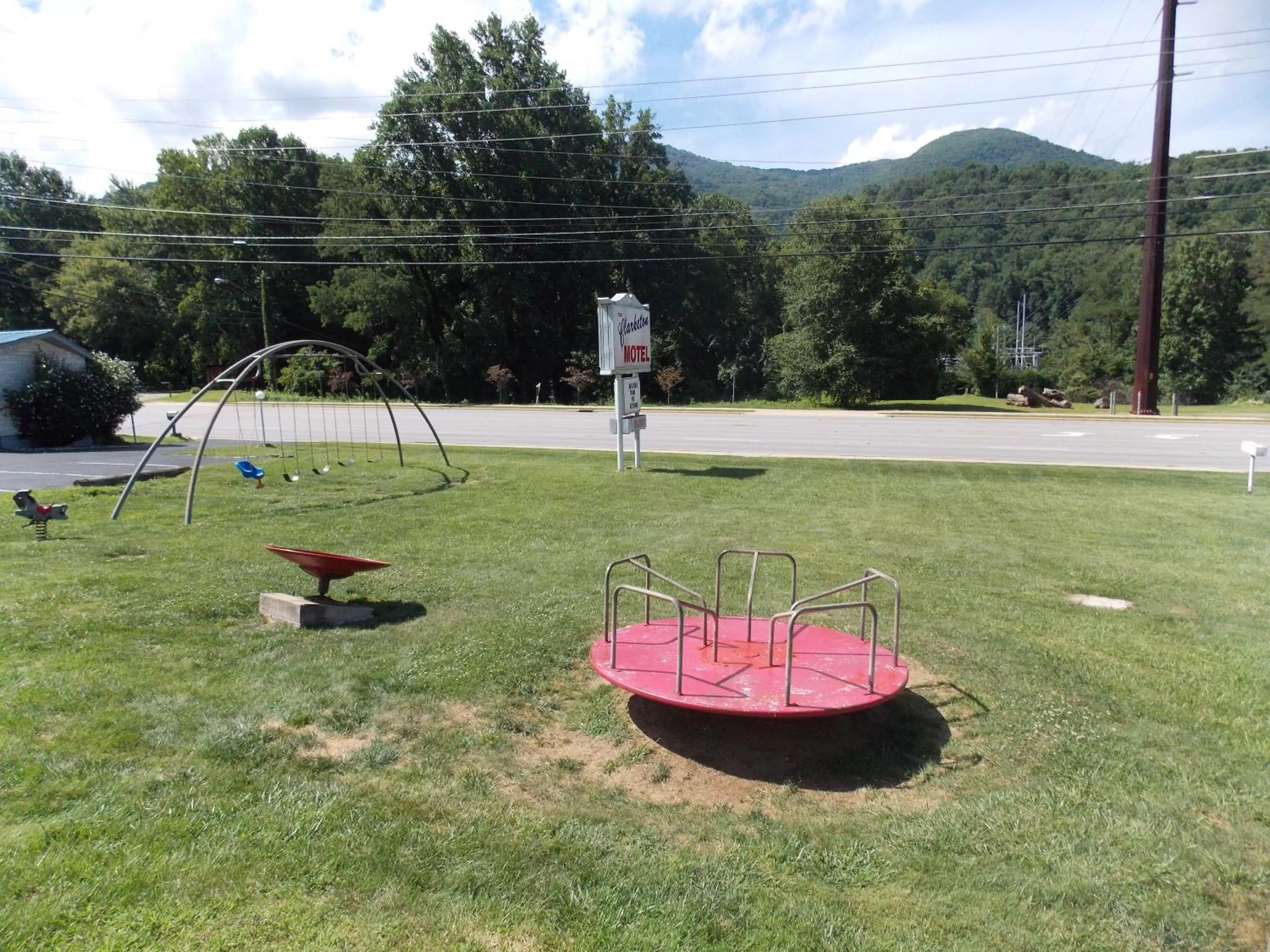 Children play ground in Clarketon Motel - Maggie Valley