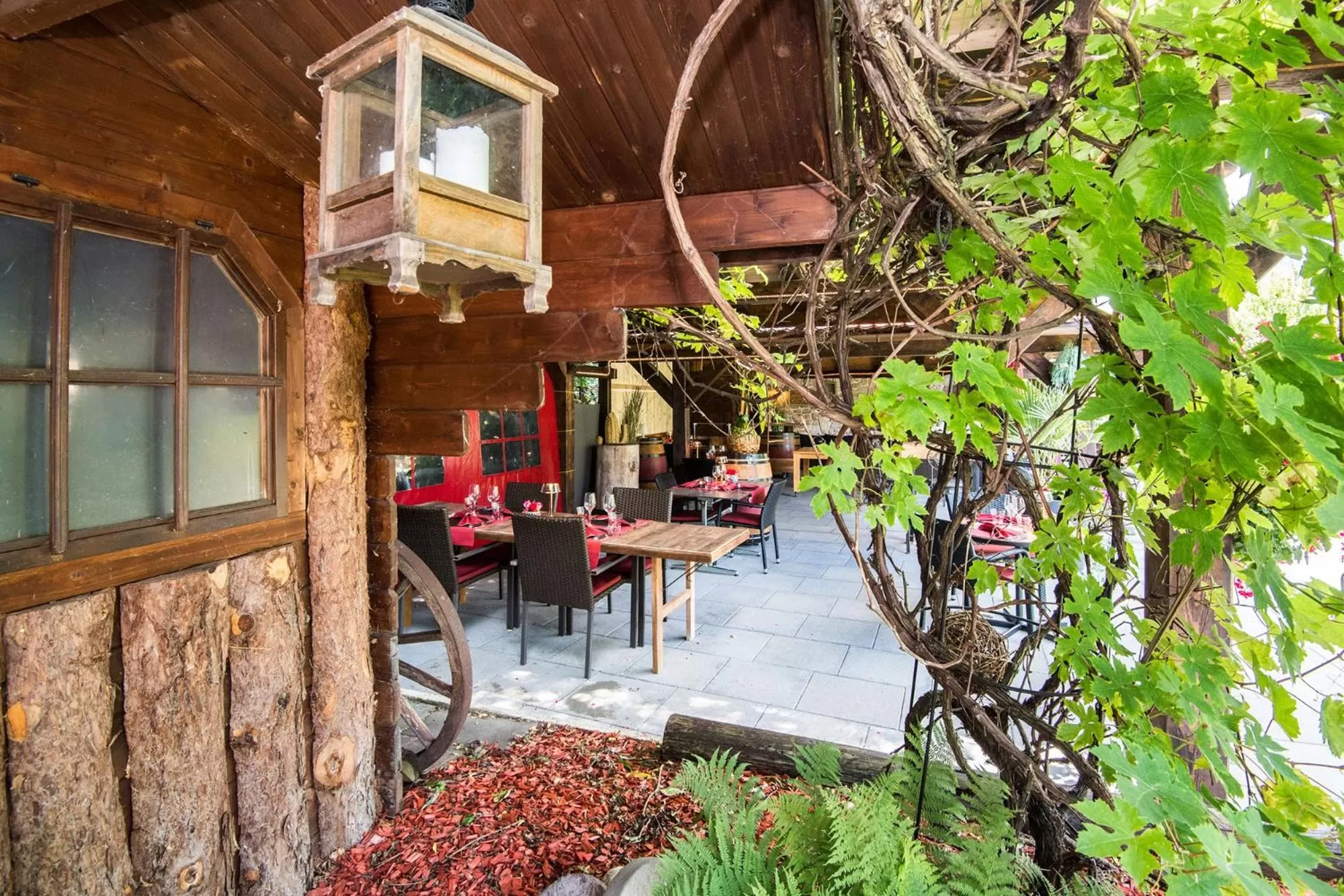 Patio in Rêves Gourmands, Hôtellerie & Gastronomie