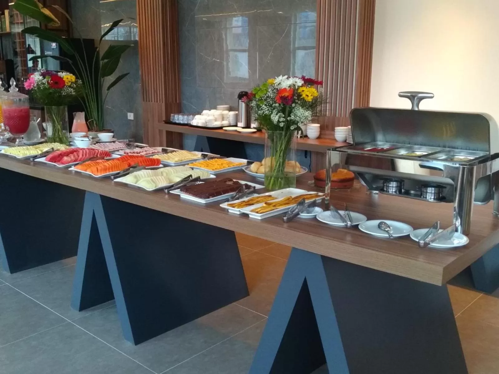 Breakfast in Hotel Global Grupos