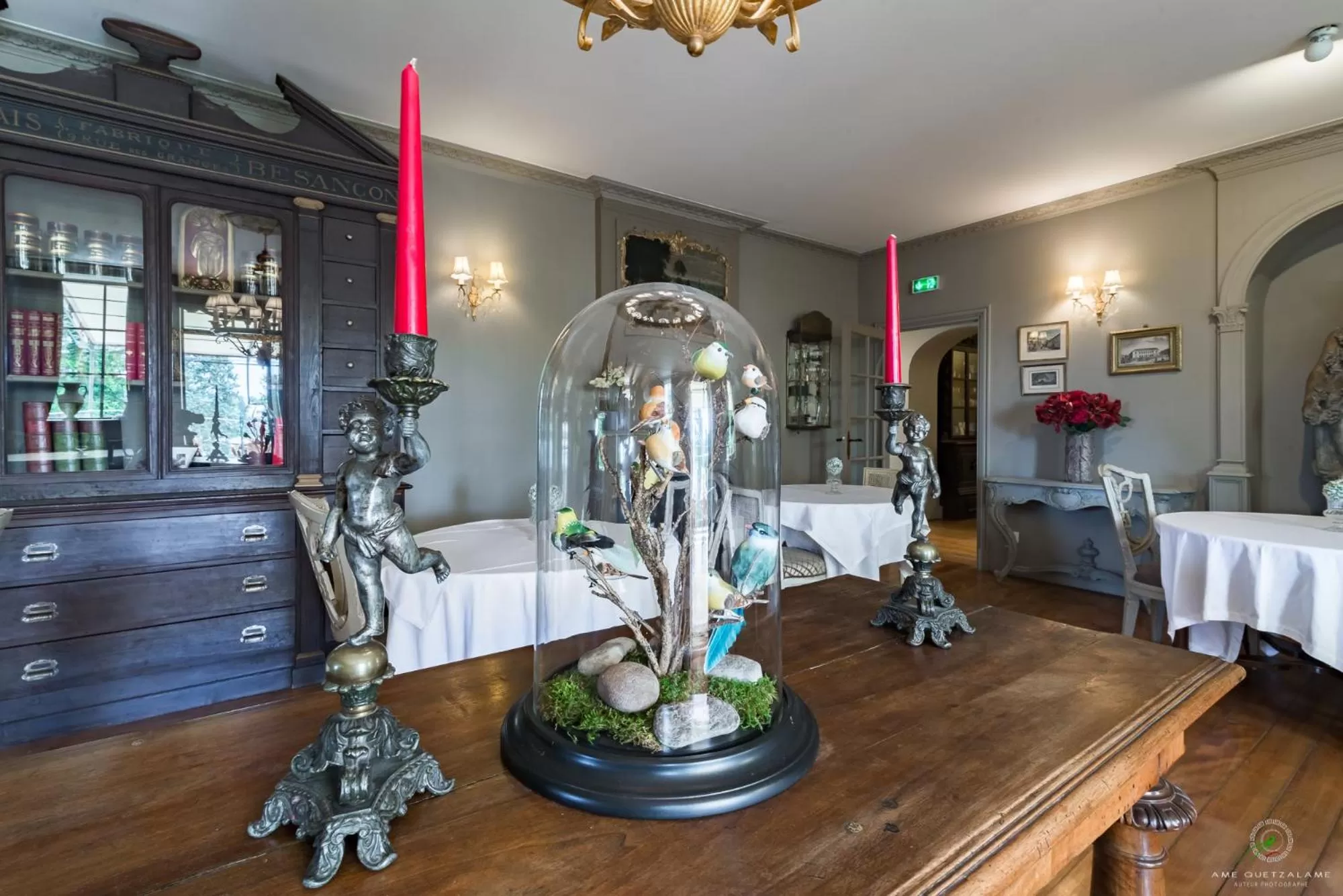 Lounge or bar in Hôtel Restaurant Spa Le Sauvage