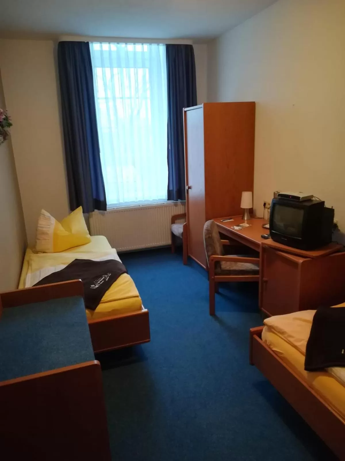 Bed in Kyffhäuserhotel "Goldene Aue"