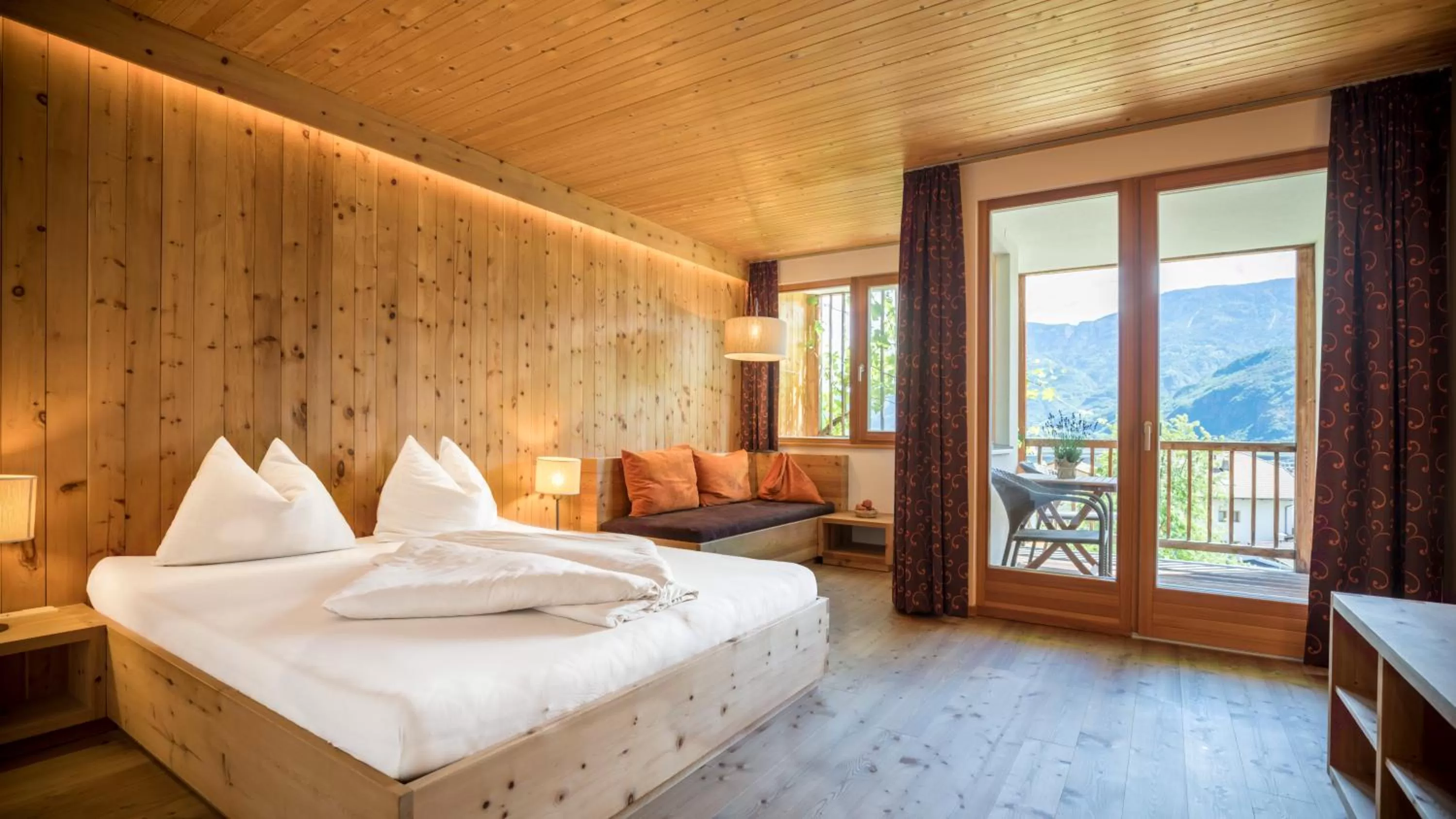 Bed in Biohotel theiner's garten