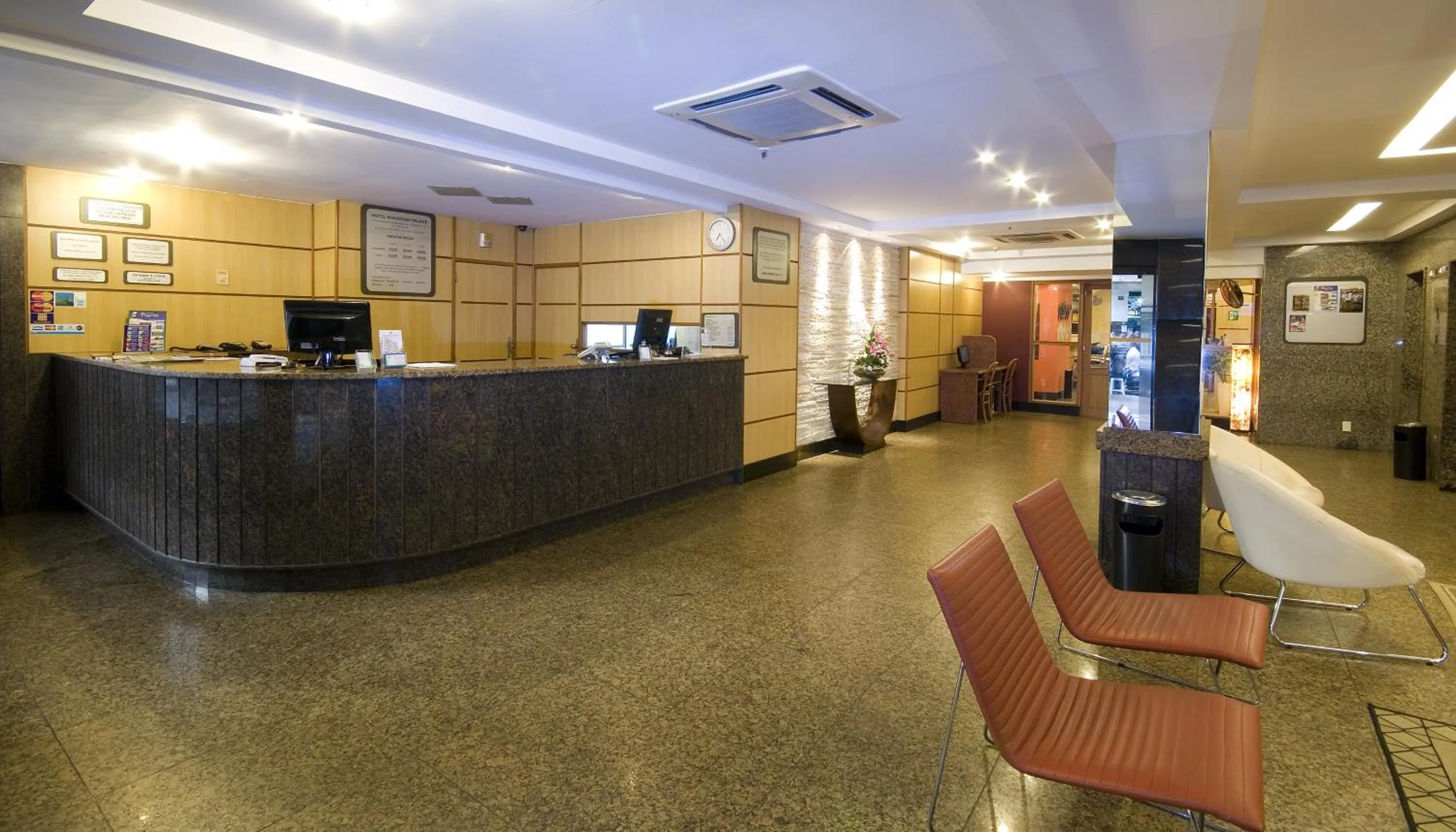 Lobby or reception in Hotel Rondônia Palace