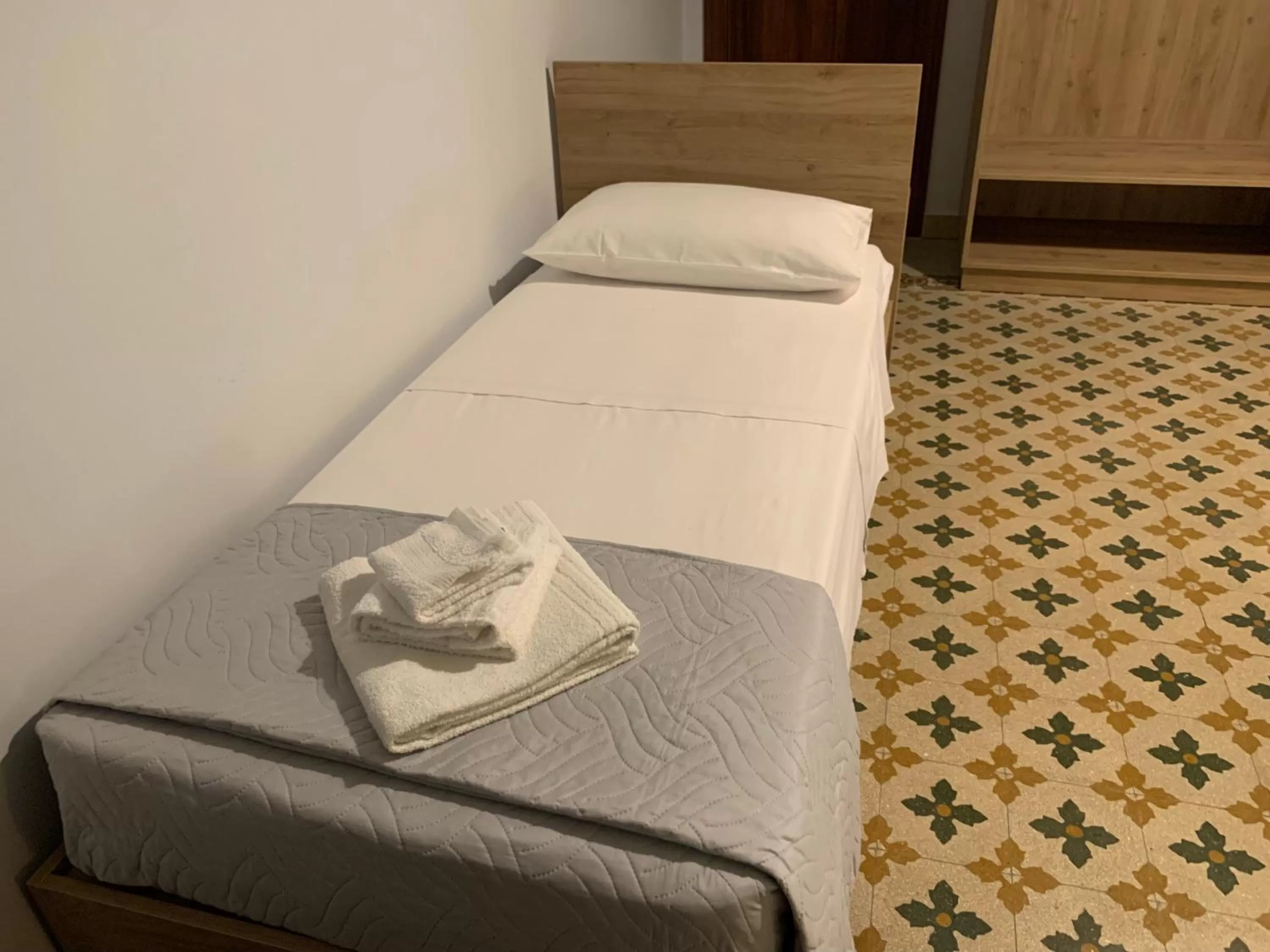 Bed in Erythrà Bed and Breakfast