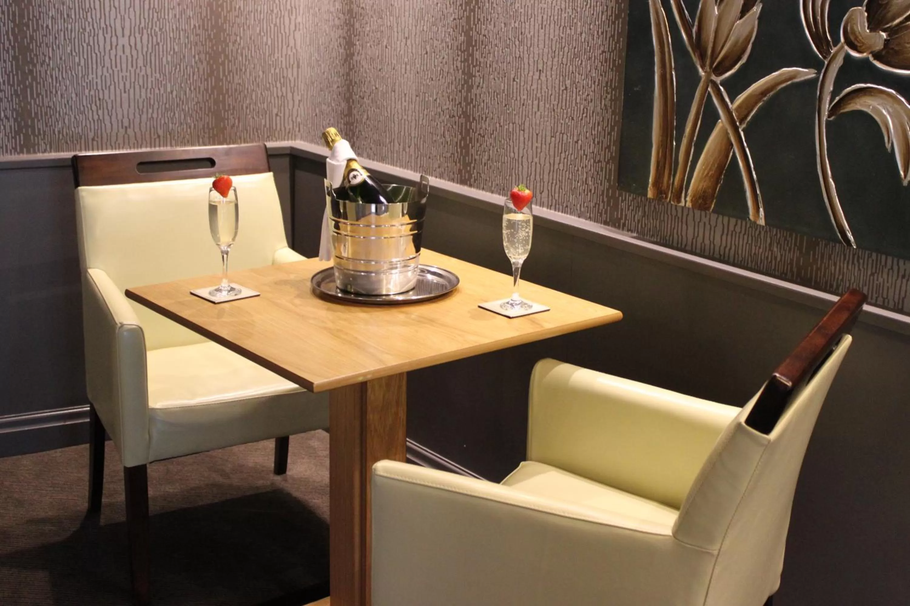 Dining area in MILL Hotel & Spa