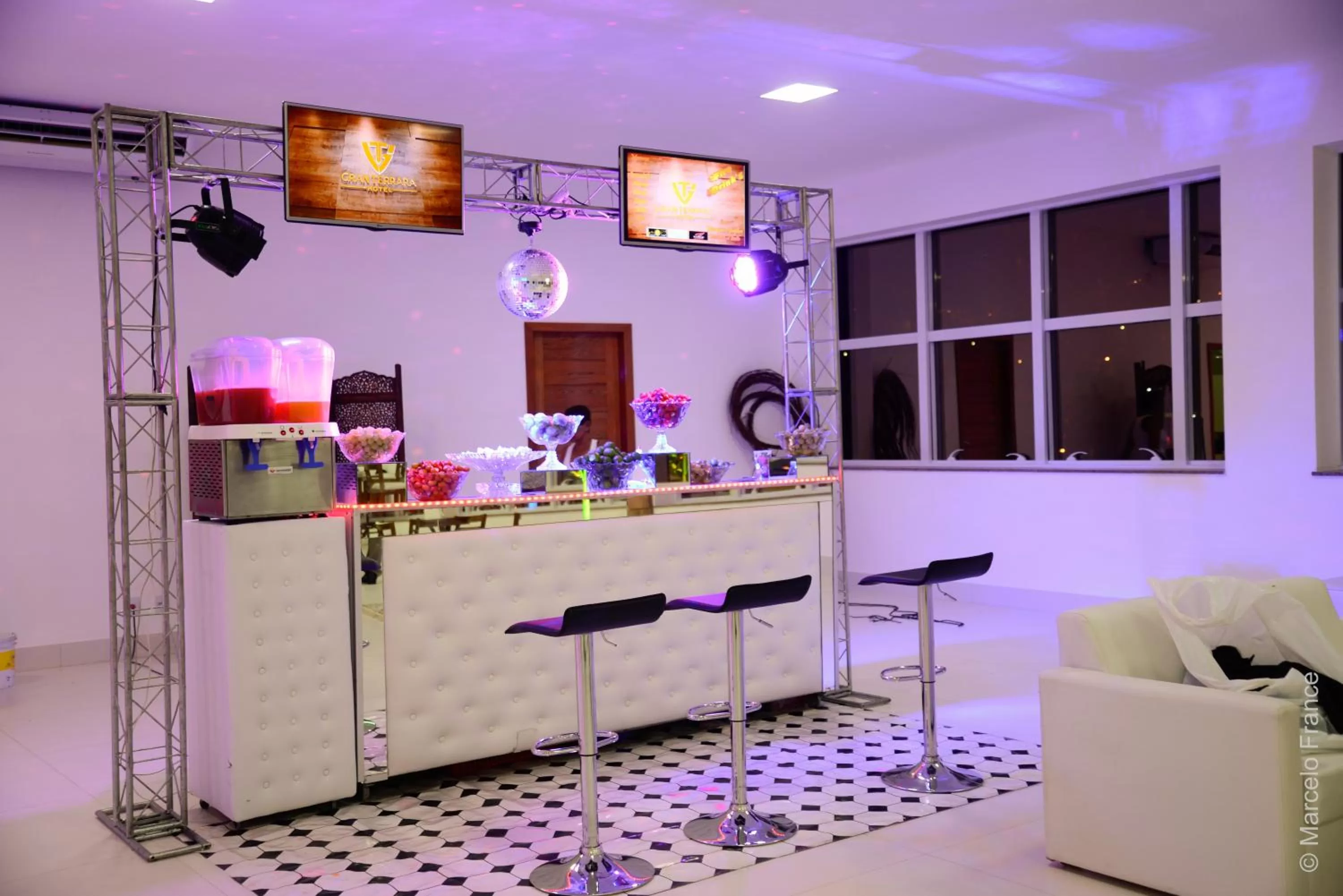 Meeting/conference room in Granterrara Hotel