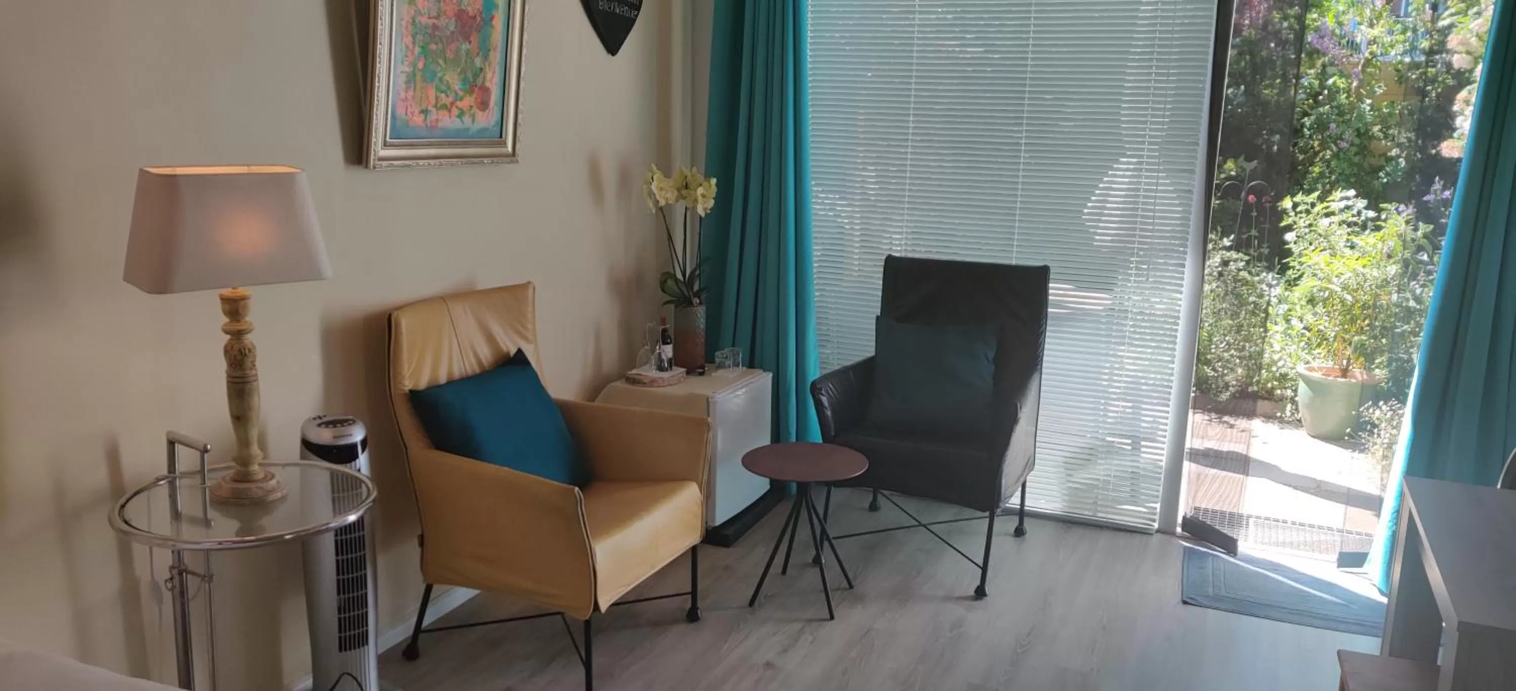 Seating area in Maizon Middelburg