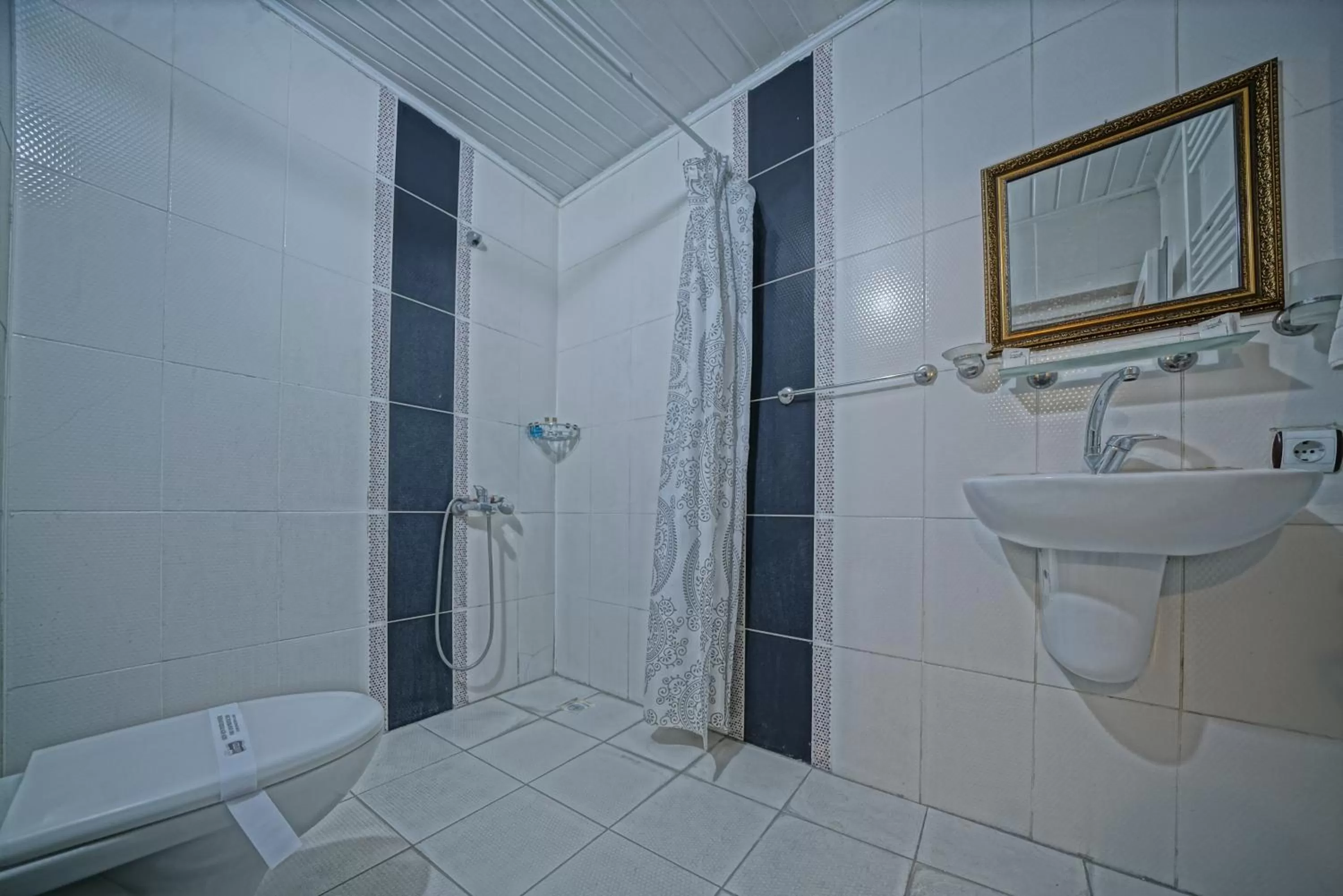 Bathroom in Göreme Art Stone