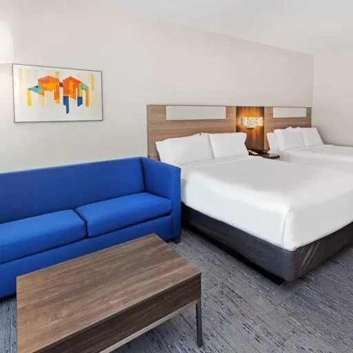 Bed in Holiday Inn Express & Suites - Houston SW - Rosenberg by IHG
