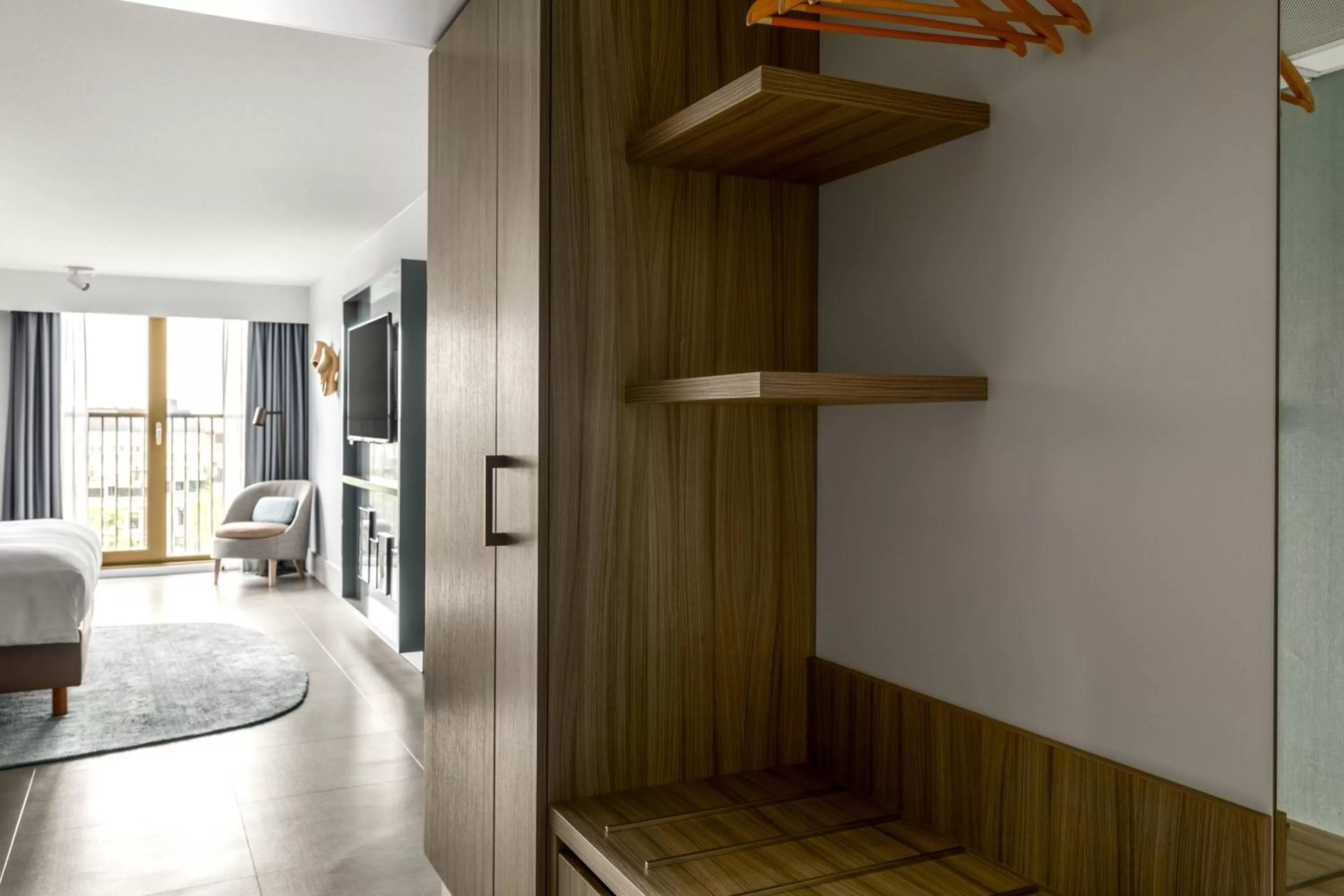 Photo of the whole room in Amsterdam Marriott Hotel