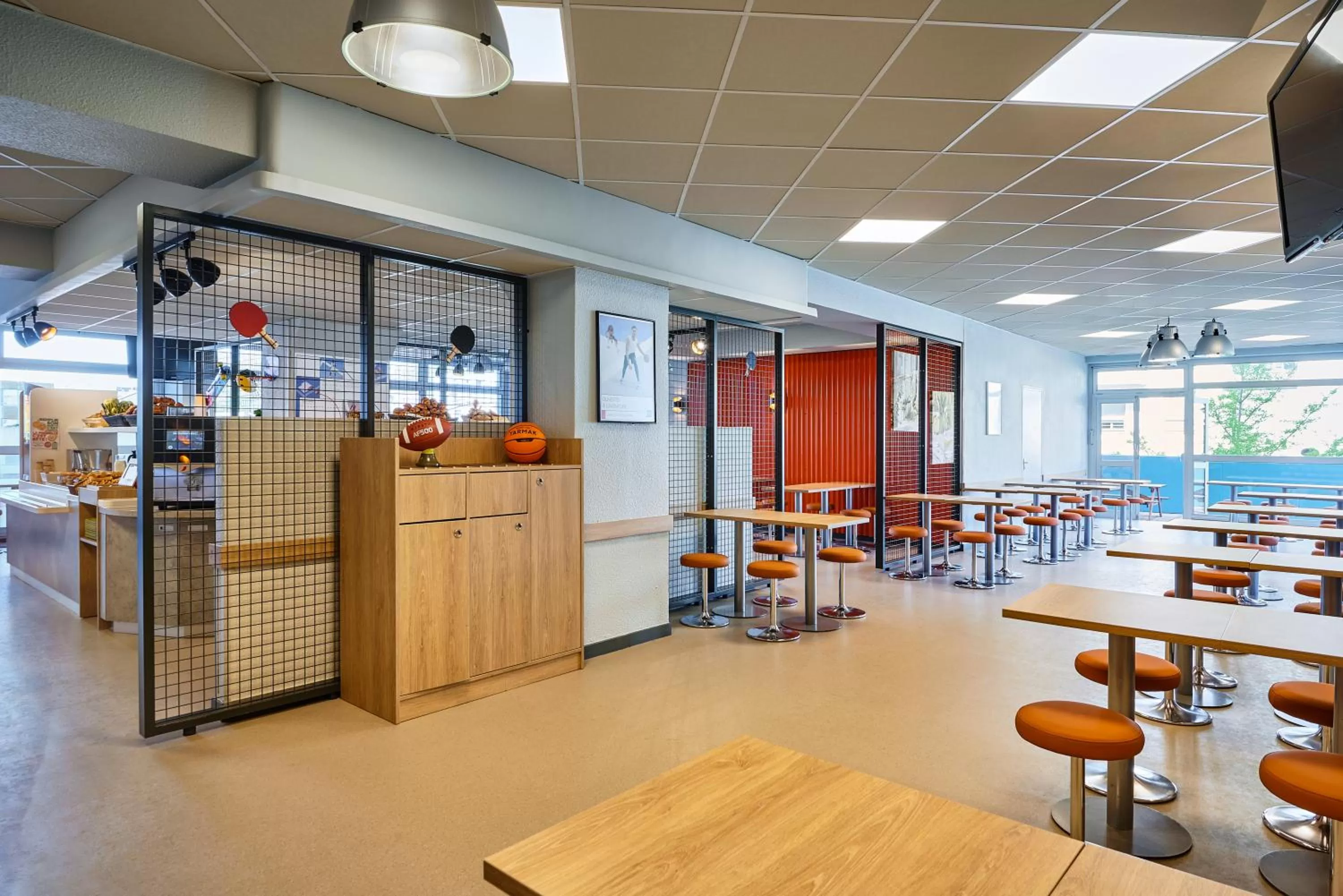 Restaurant/places to eat in ibis budget Paris Porte d'Aubervilliers