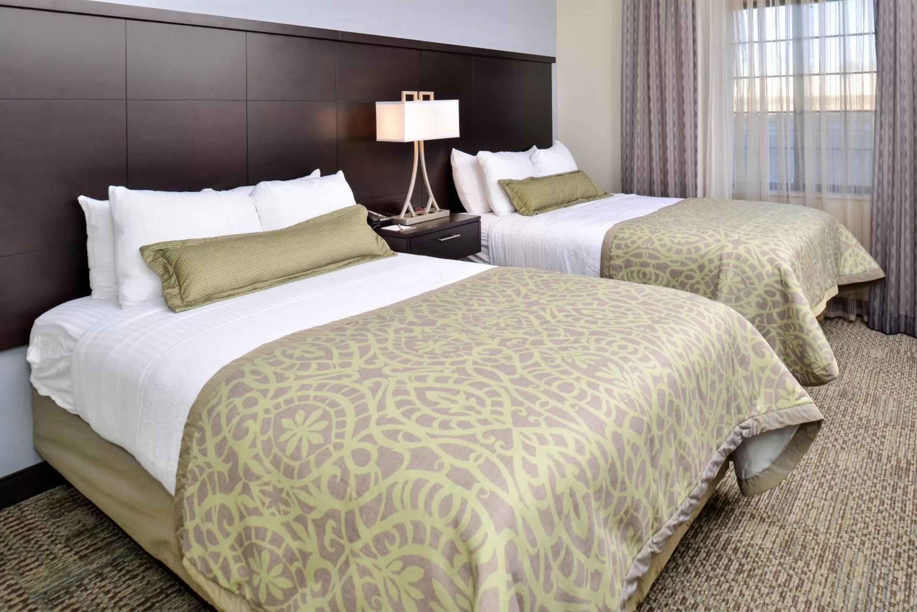 Photo of the whole room, Bed in Staybridge Suites Rochester by IHG