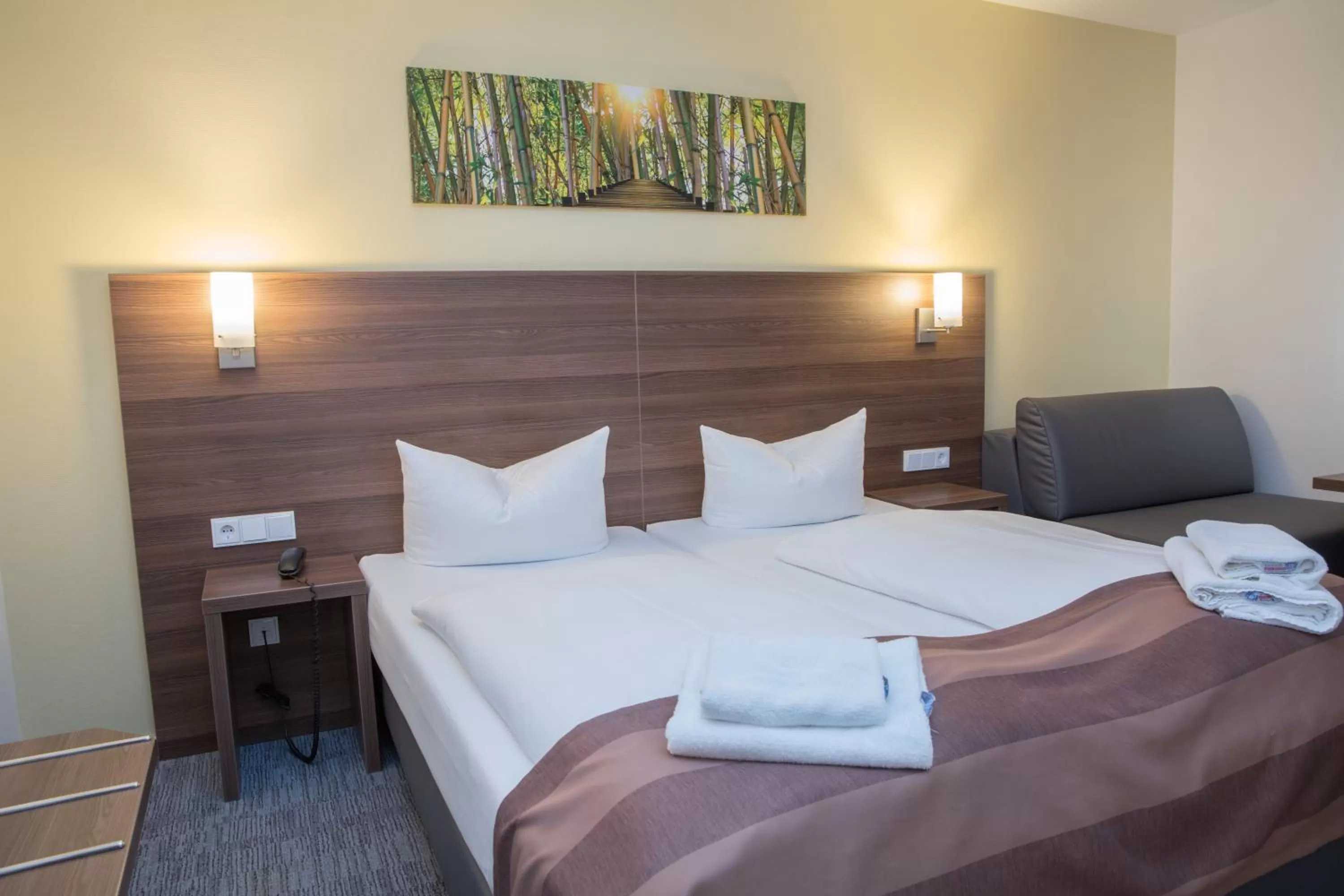 Bed in Trip Inn Goethe Conference Hotel