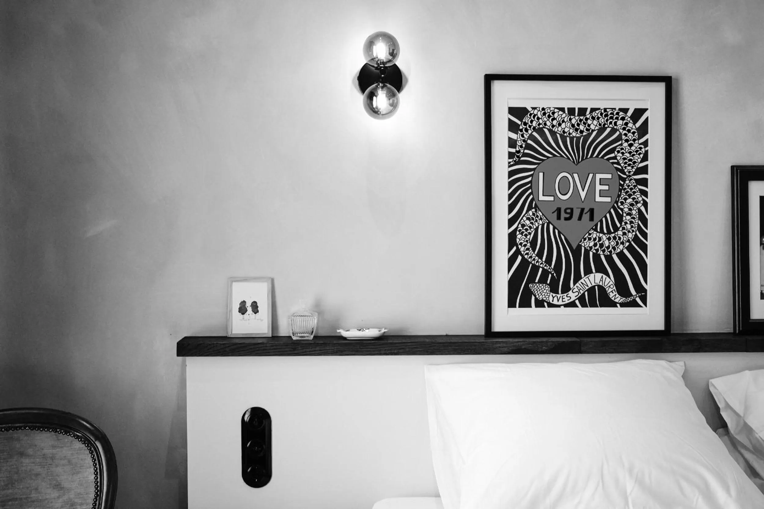 Photo of the whole room, Bed in Boutique Hotel & Restaurant Frenchie